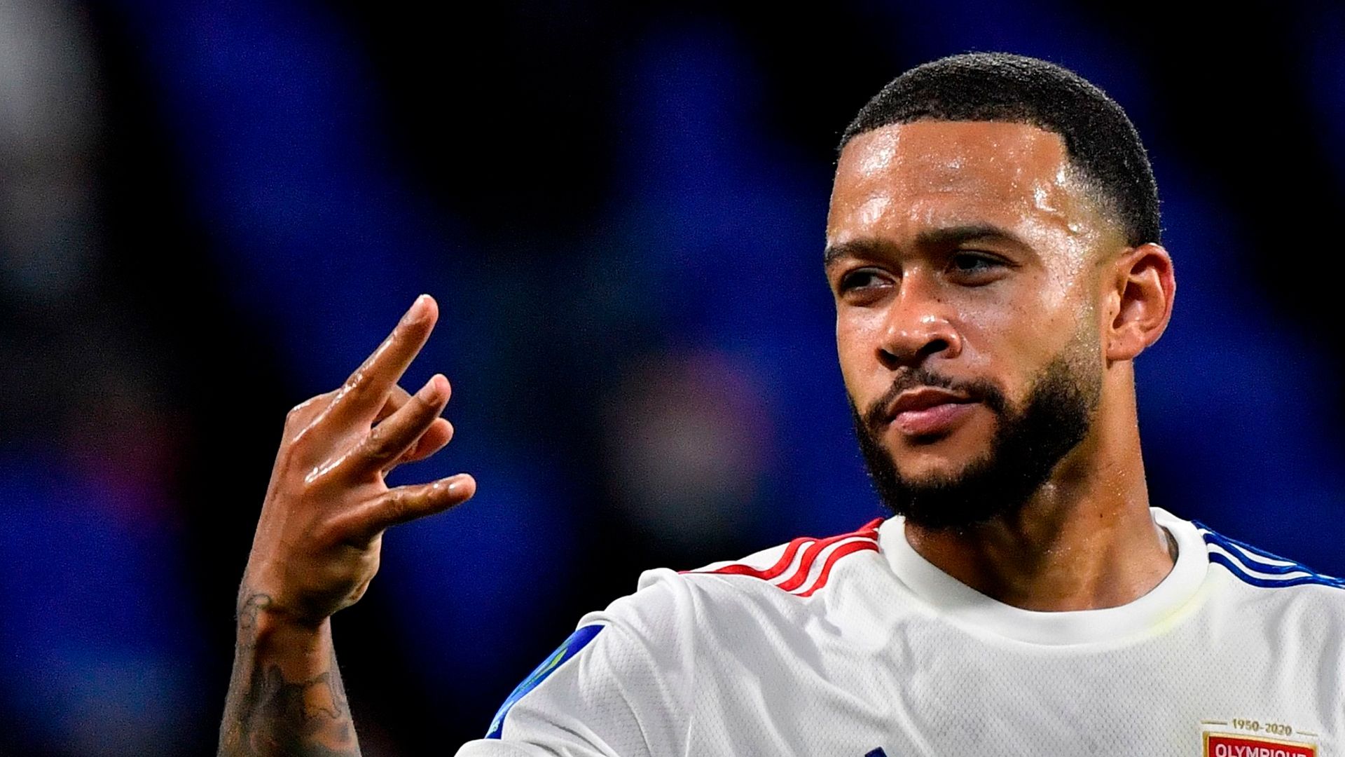 メンフィス・デパイ　リヨン リヨンがデパイ獲得を正式発表。”7番”が1年半でマンUを去る