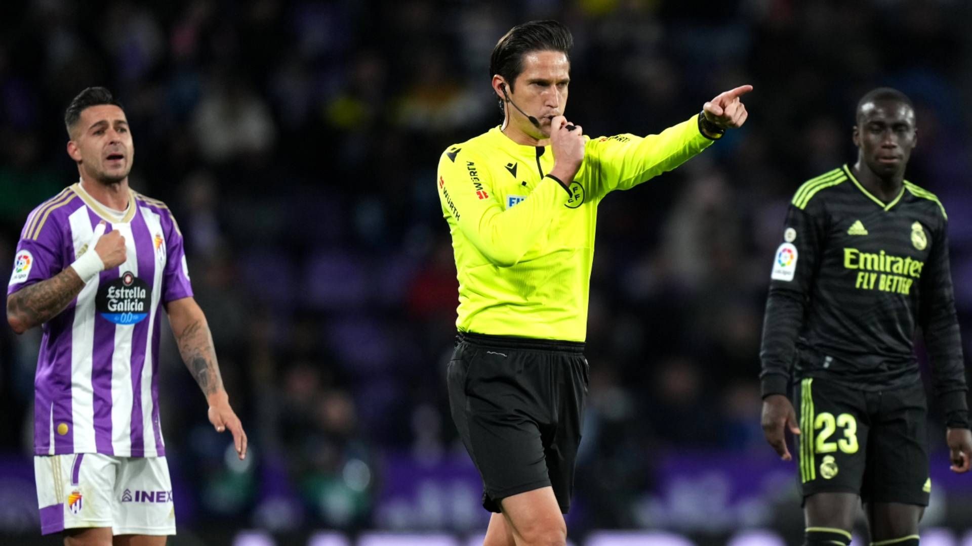 Jose Luis Munuera Montero Schiedsrichter Real Madrid Valladolid