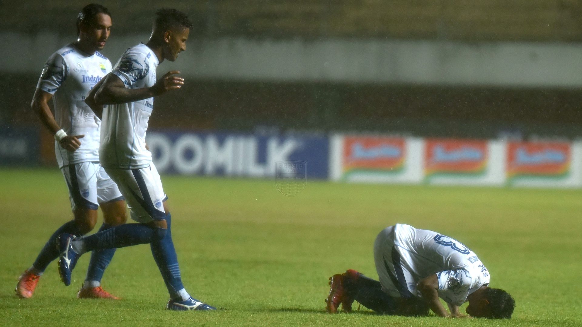 Febri Hariyadi - PSIS vs Persib