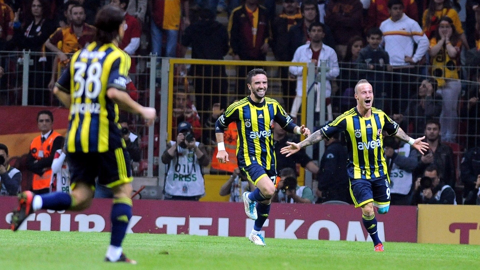 Galatasaray_Fenerbahce_Miroslav Stoch_Goal