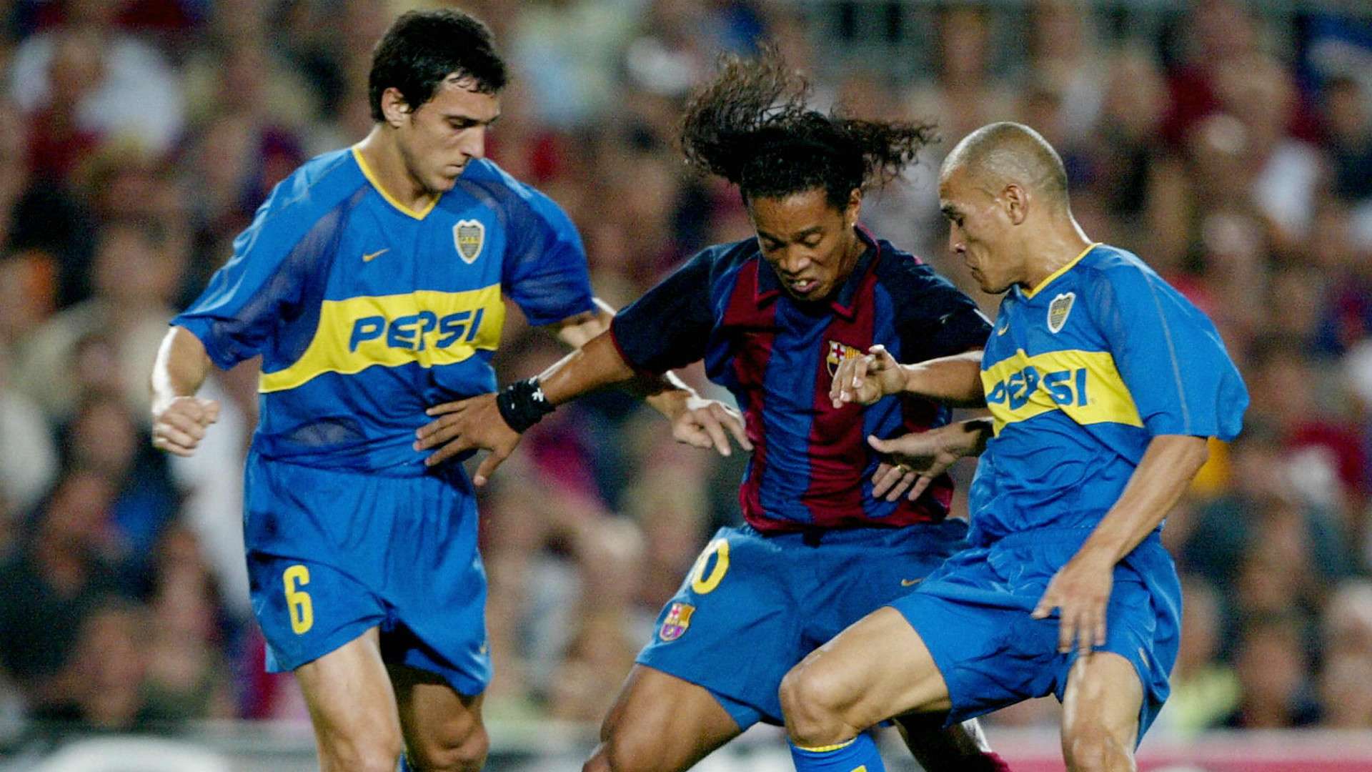 Ronaldinho Nicolas Burdisso Clemente Rodriguez Barcelona Boca Juniors Trofeo Joan Gamper 2003