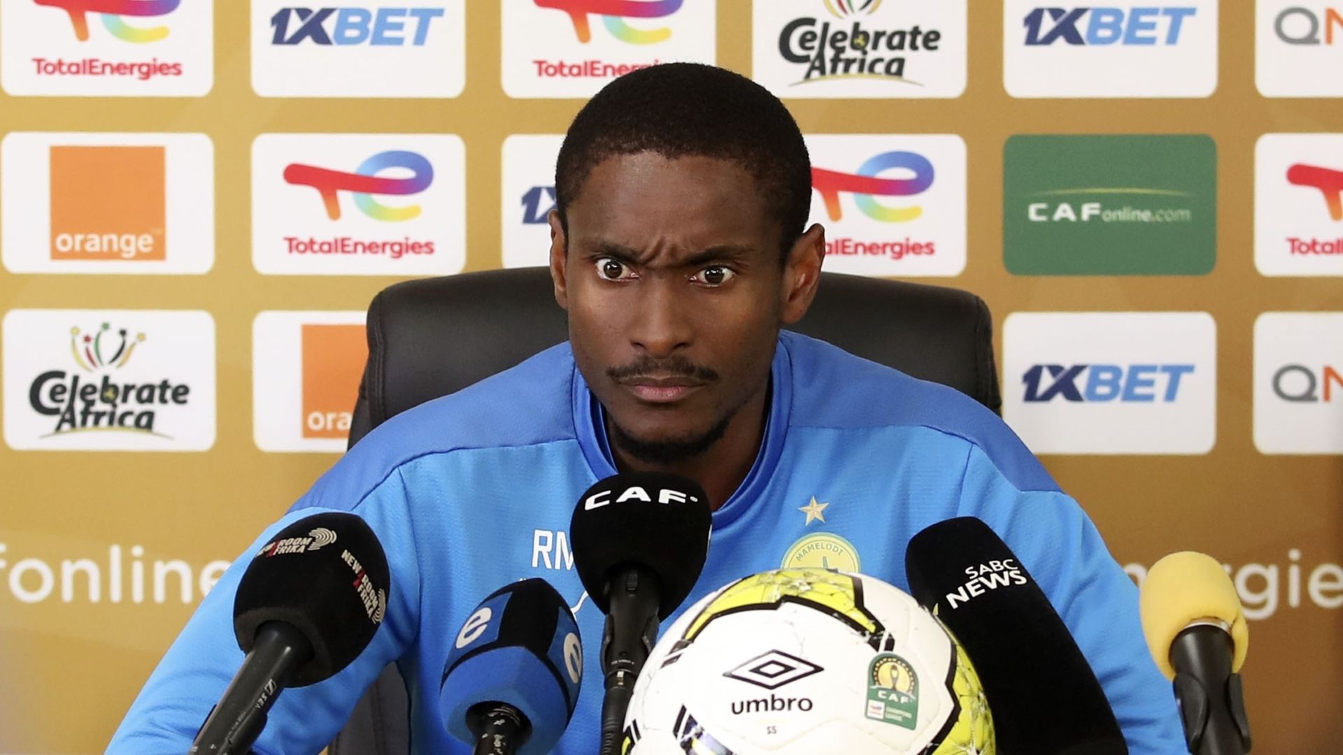 Rhulani Mokwena, Mamelodi Sundowns coach