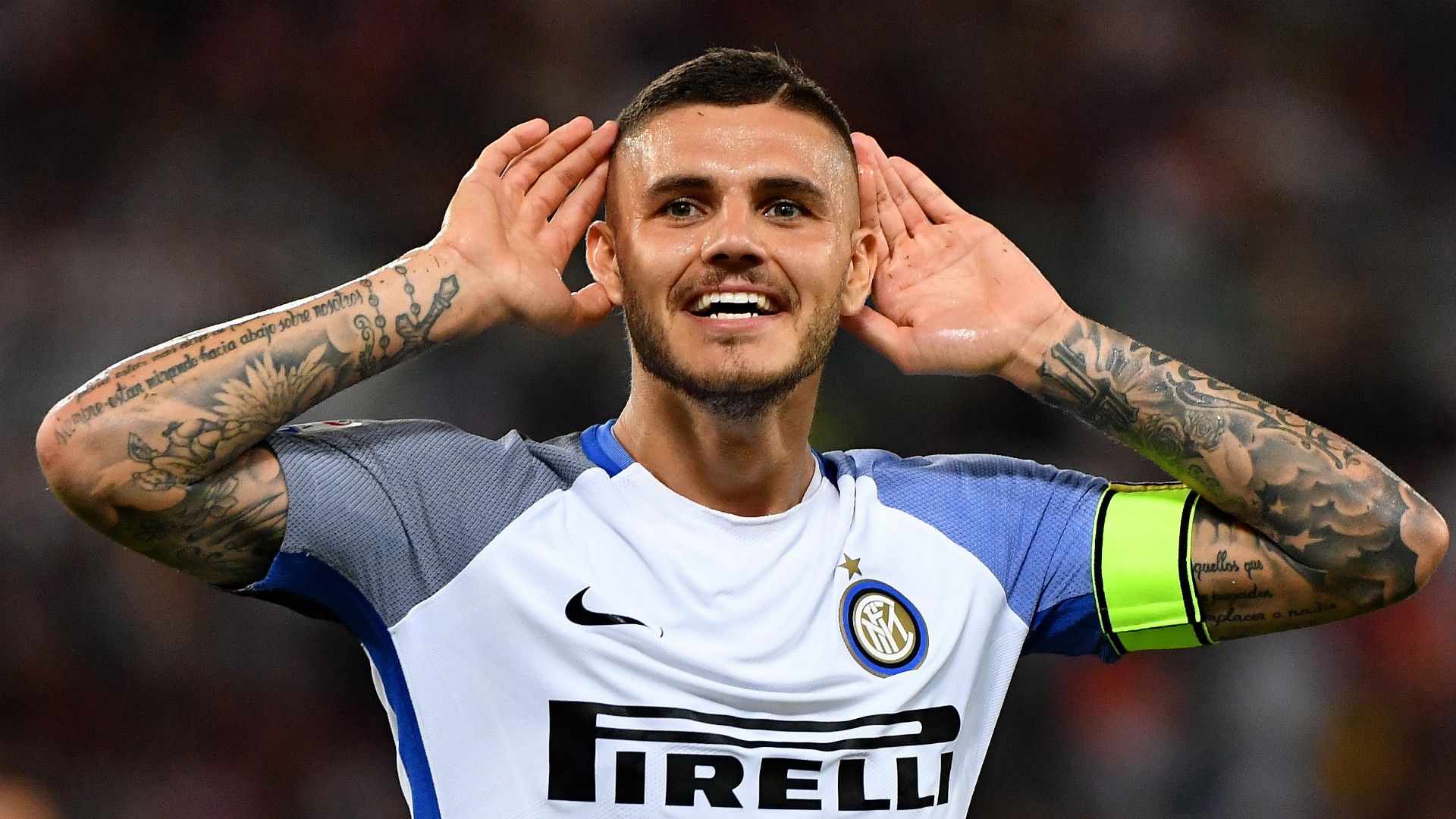 Mauro Icardi celebrates Roma Inter Serie A