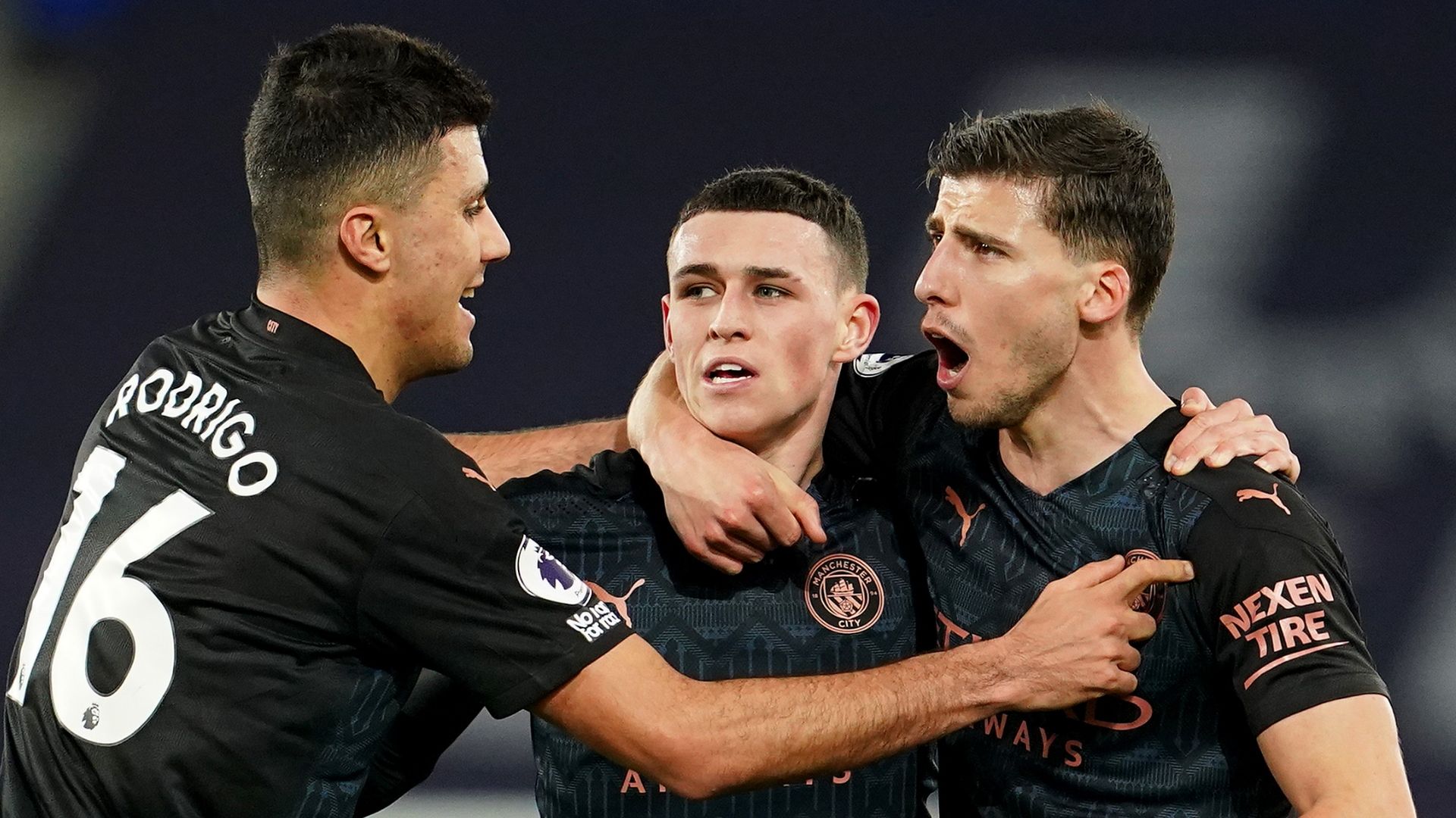 Manchester City celebrate Phil Foden goal vs Everton, Premier League 2020-21