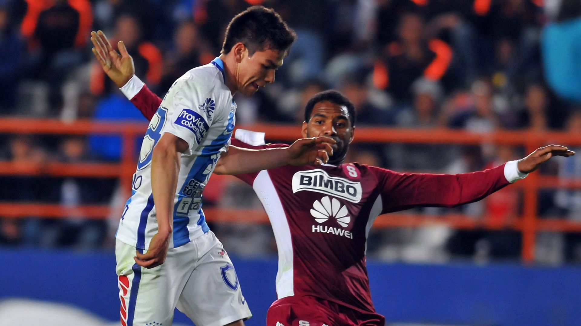 Hirving Lozano Pachuca Dave Myrie Saprissa