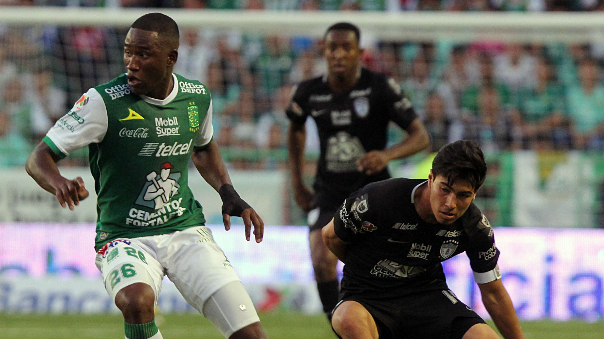 Andres Mosquera Leon Erick Gutierrez Pachuca