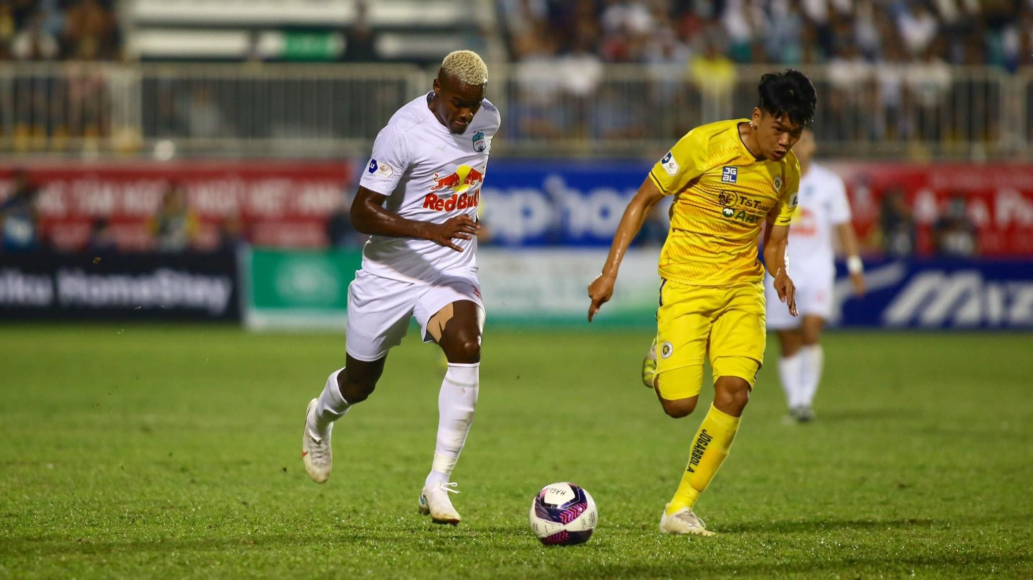 Washington Brandao Hoang Anh Gia Lai HAGL vs Ha Noi FC