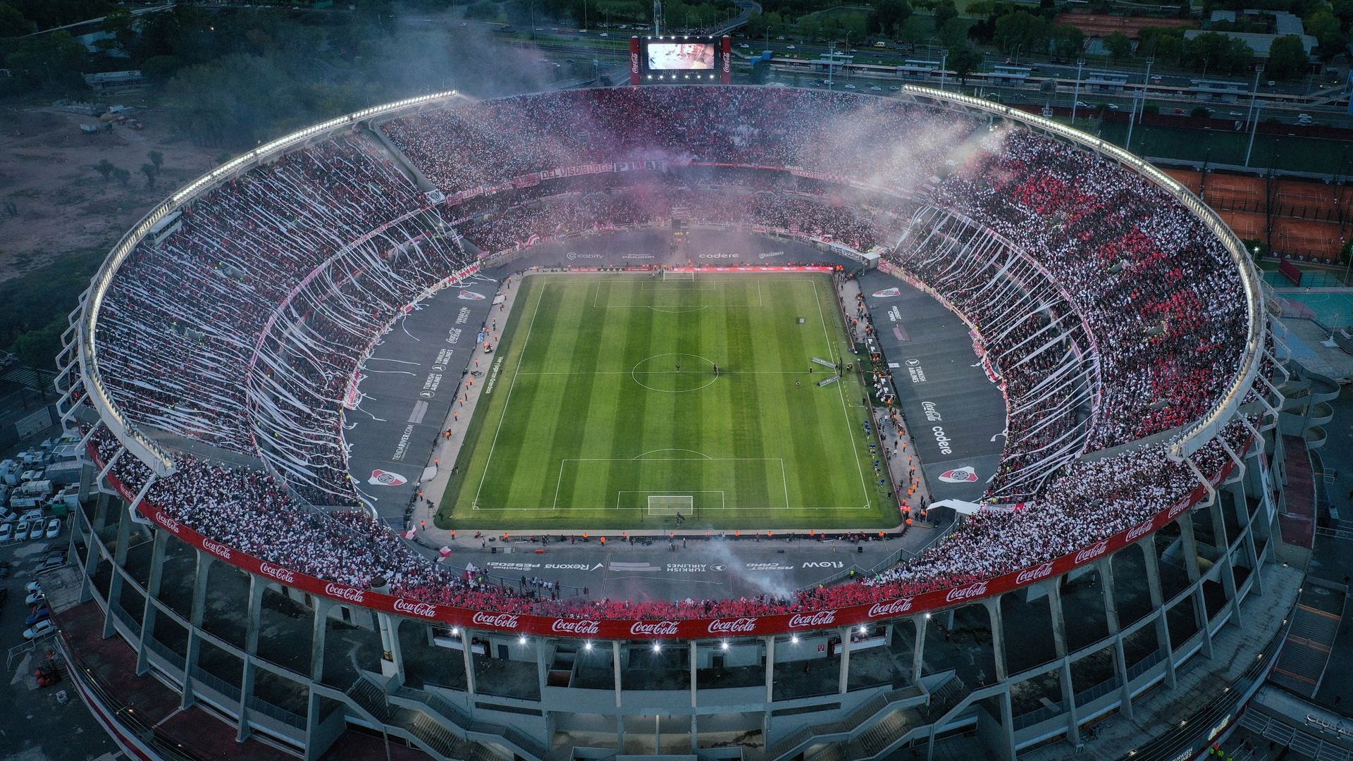 Estadio Monumental Antonio Vespucio Liberti River