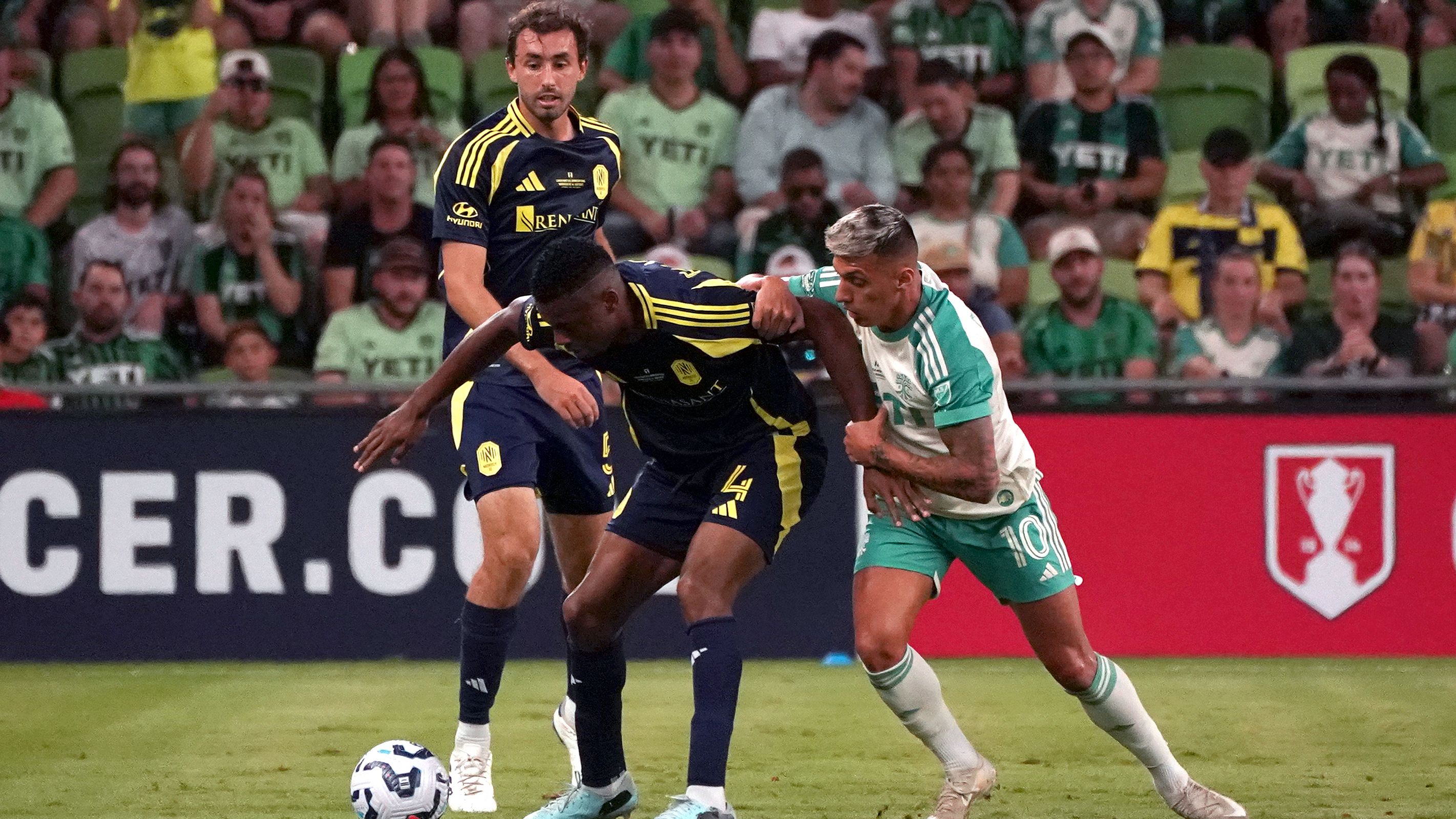 Myrto Uzuni, Austin FC