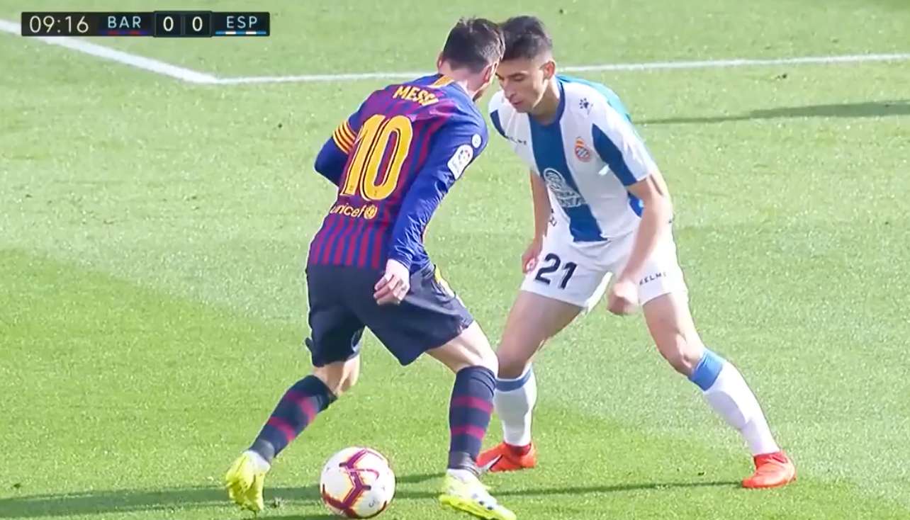Lionel Messi Marc Roca Barcelona Espanyol 2019