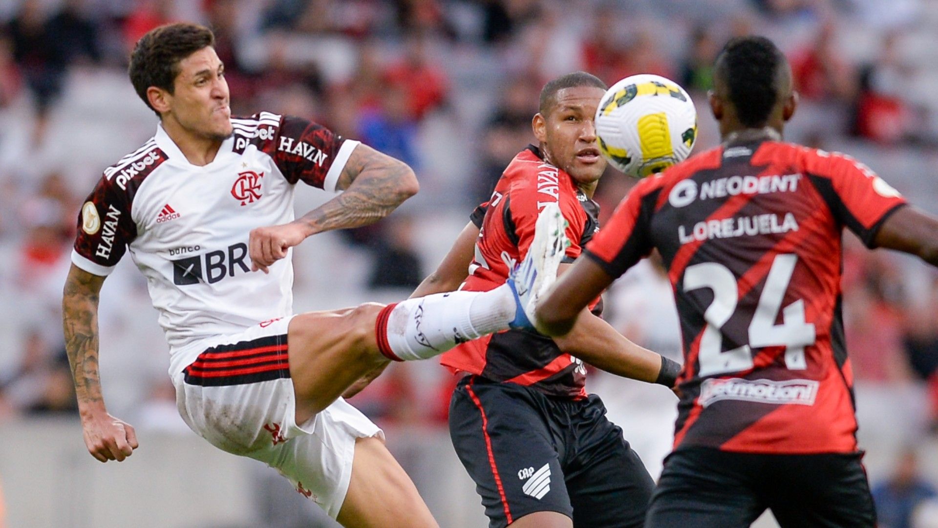 Pedro Flamengo Athletico-PR Brasileirão 23 04 2022