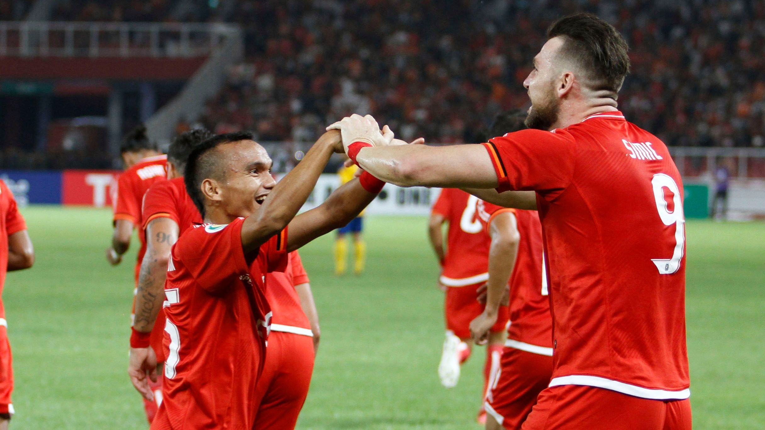 Selebrasi Riko Simanjuntak & Marco Simic - Persija Jakarta