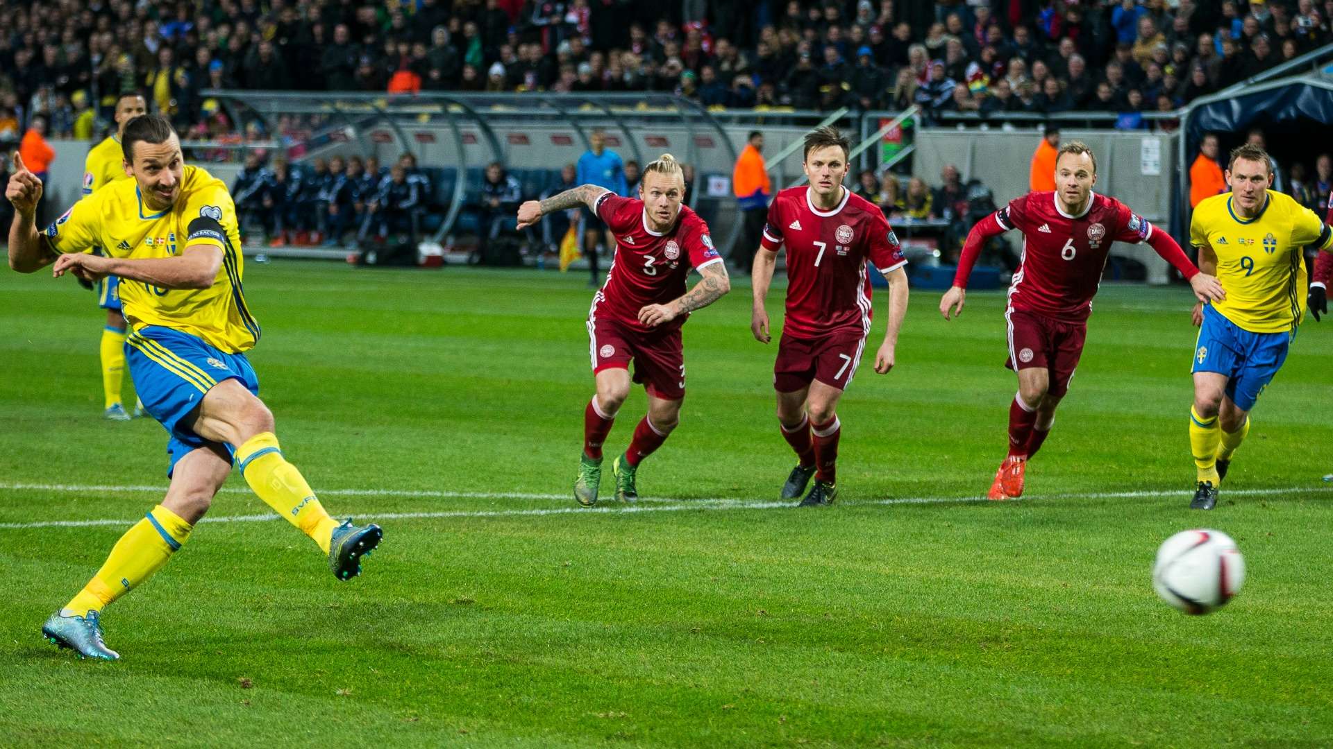 Zlatan Ibrahimovic Sweden Denmark 141115