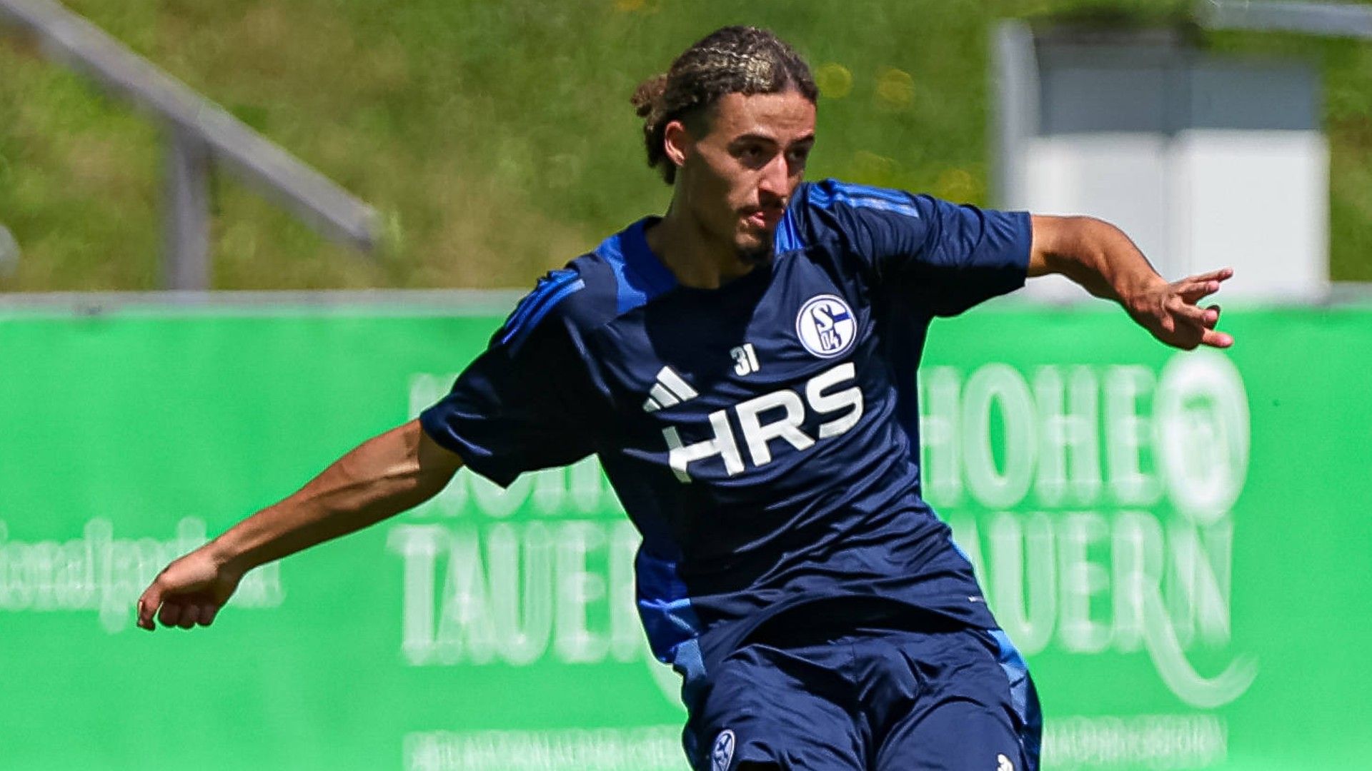 Taylan Bulut of Schalke 04