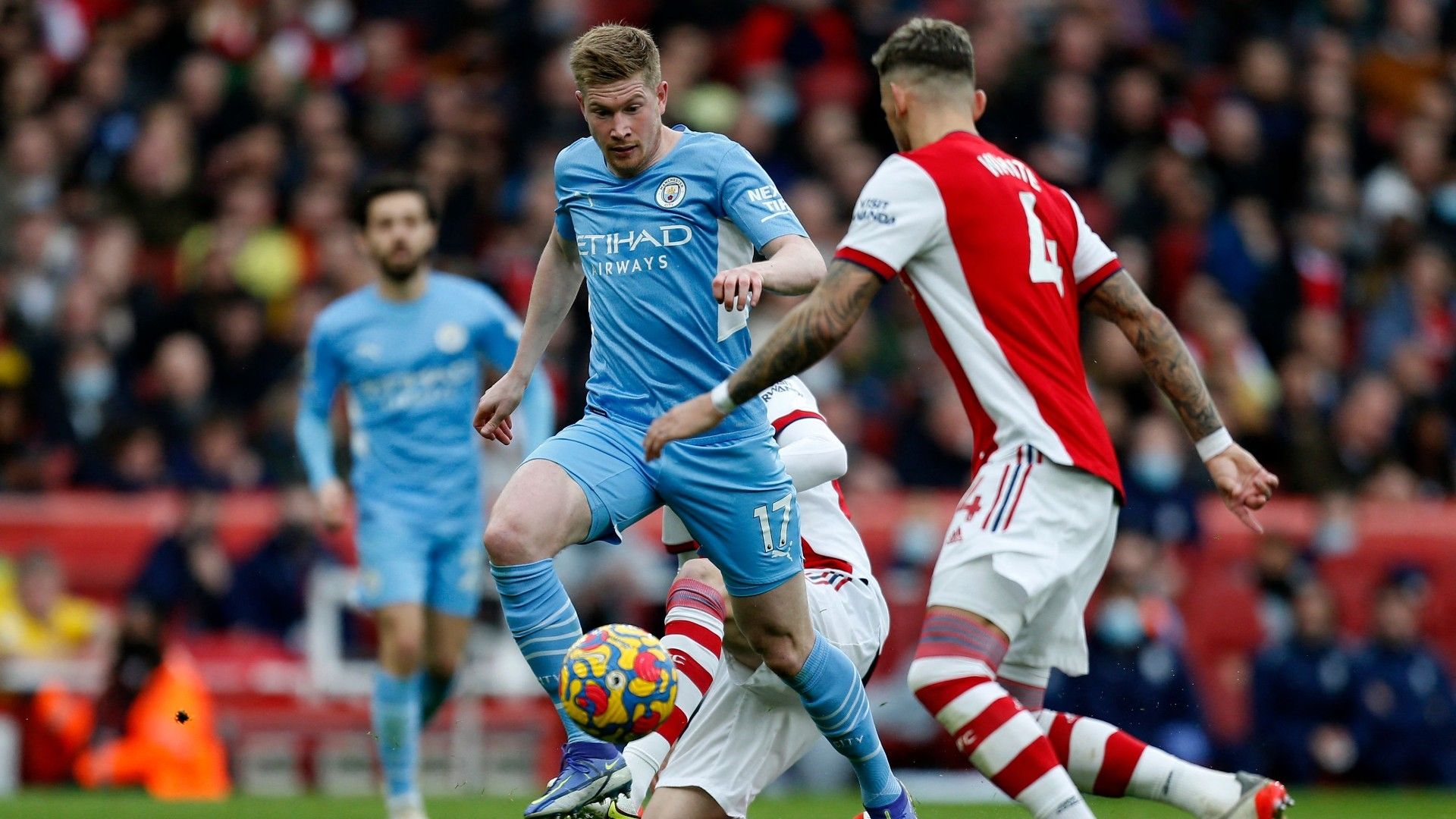 Arsenal-Man-City-De-Bruyne-White-2021-22