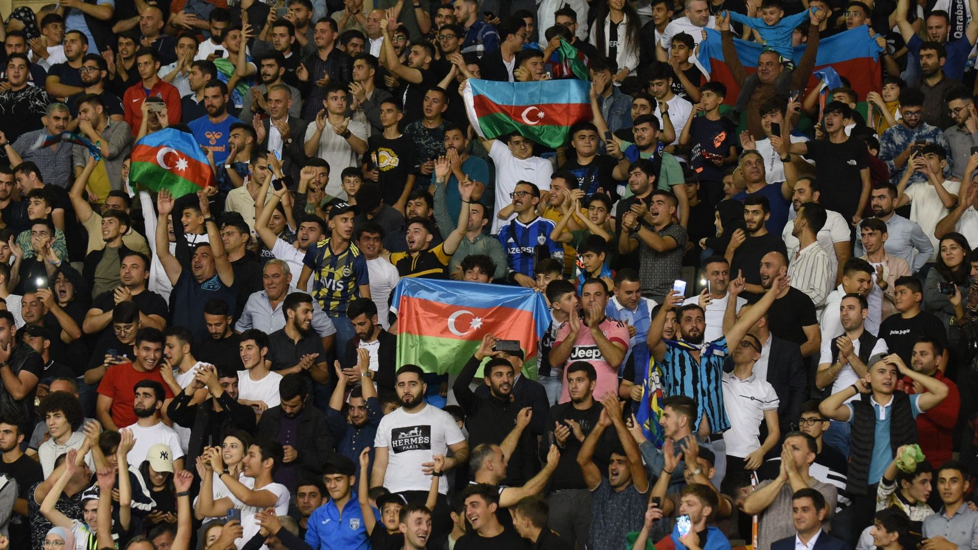 Qarabag fans