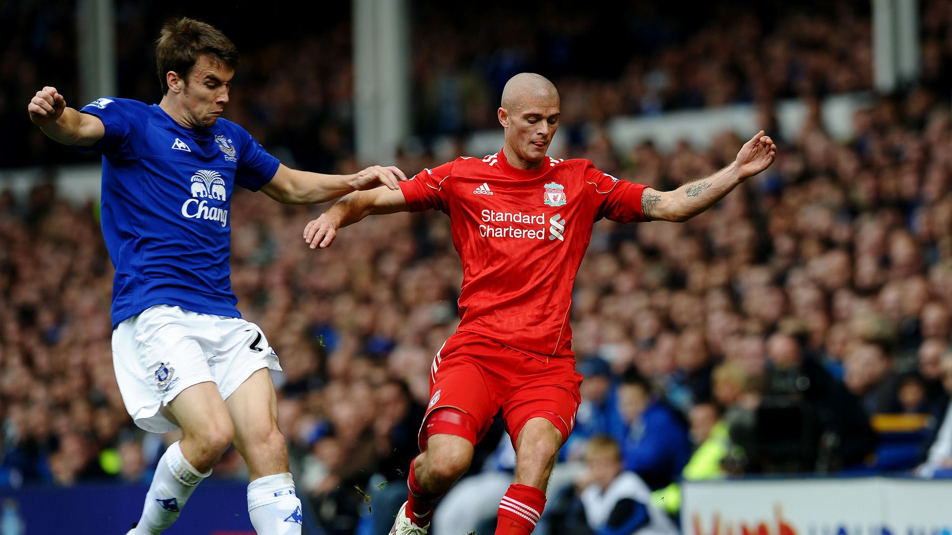 Paul Konchesky. Everton vs Liverpool 10.17.2010