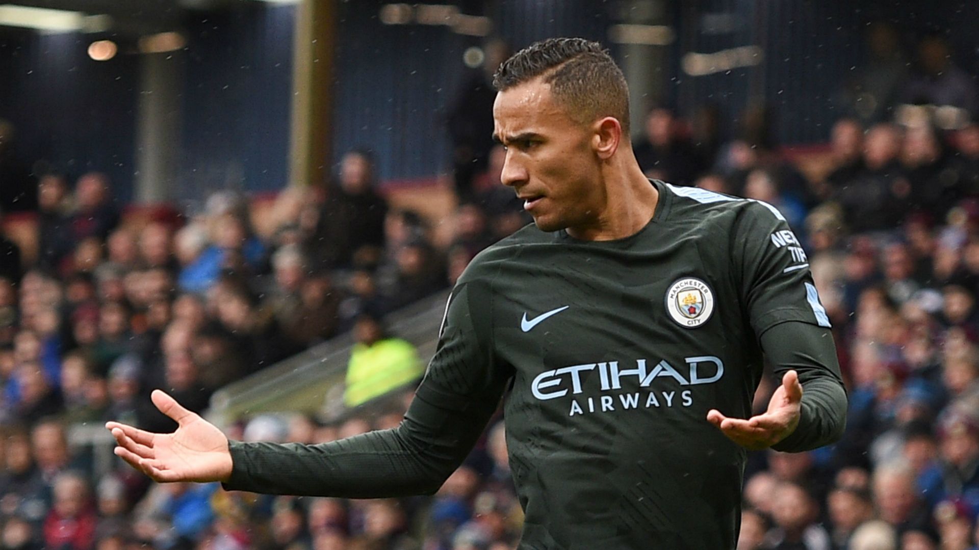 Danilo Burnley Manchester City