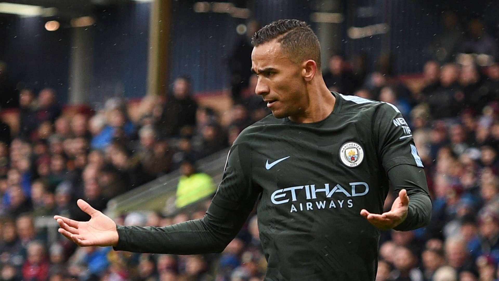 Danilo Burnley Manchester City