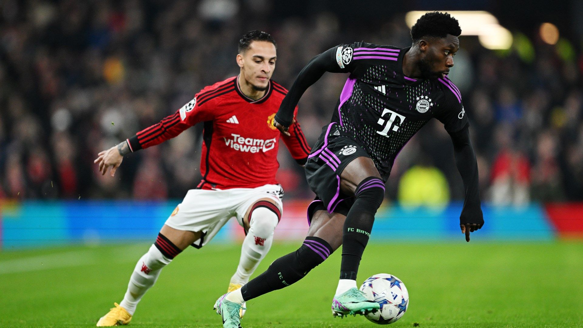 Alphonso Davies Bayern 12122023