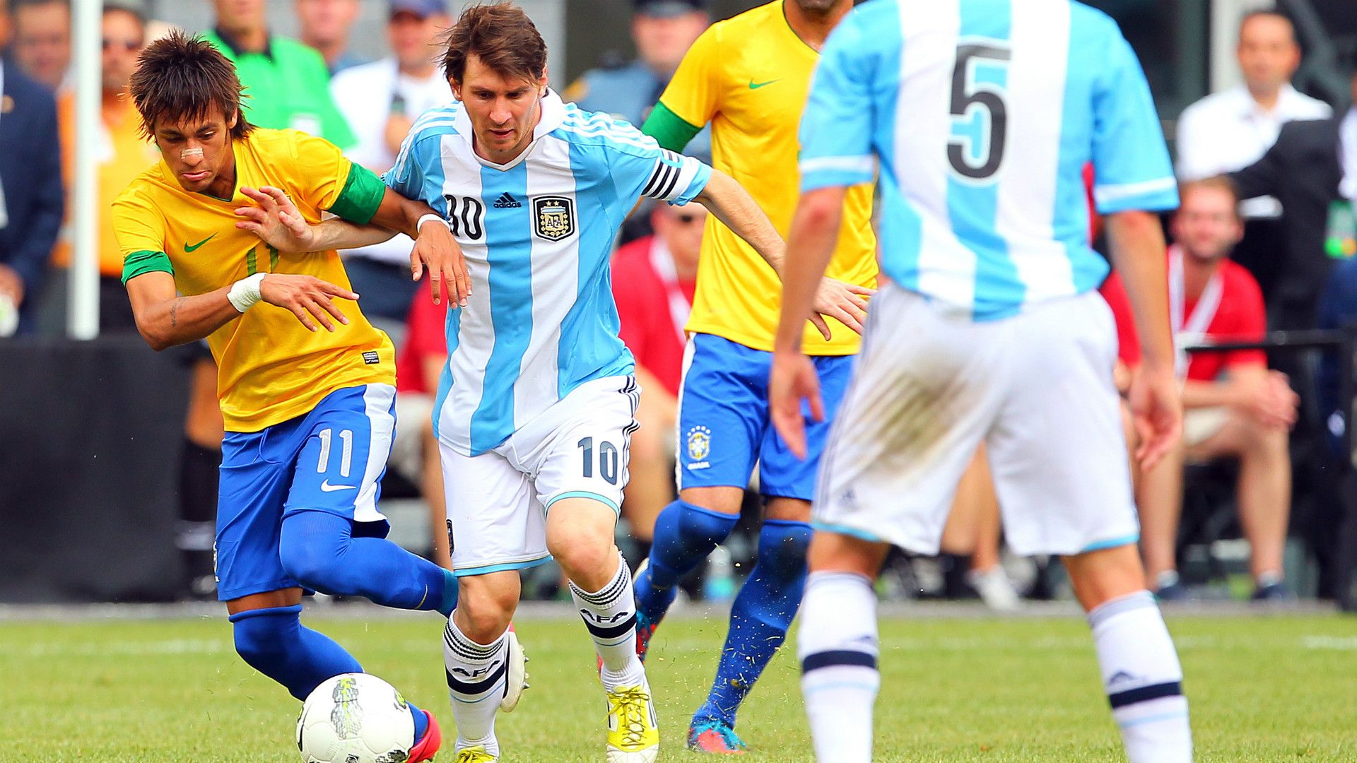 Lionel Messi Neymar Argentina 4 Brazil 3 international friendly MetLife Stadium East Rutherford New Jersey 09062012