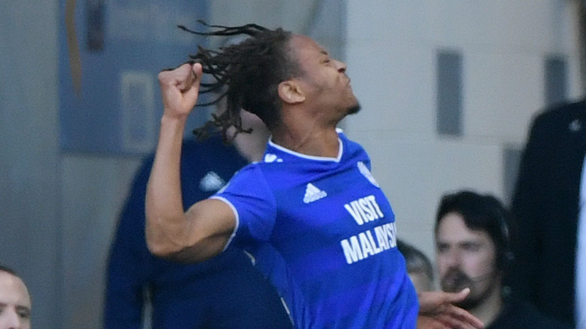 Bobby Reid Cardiff City 2018-19