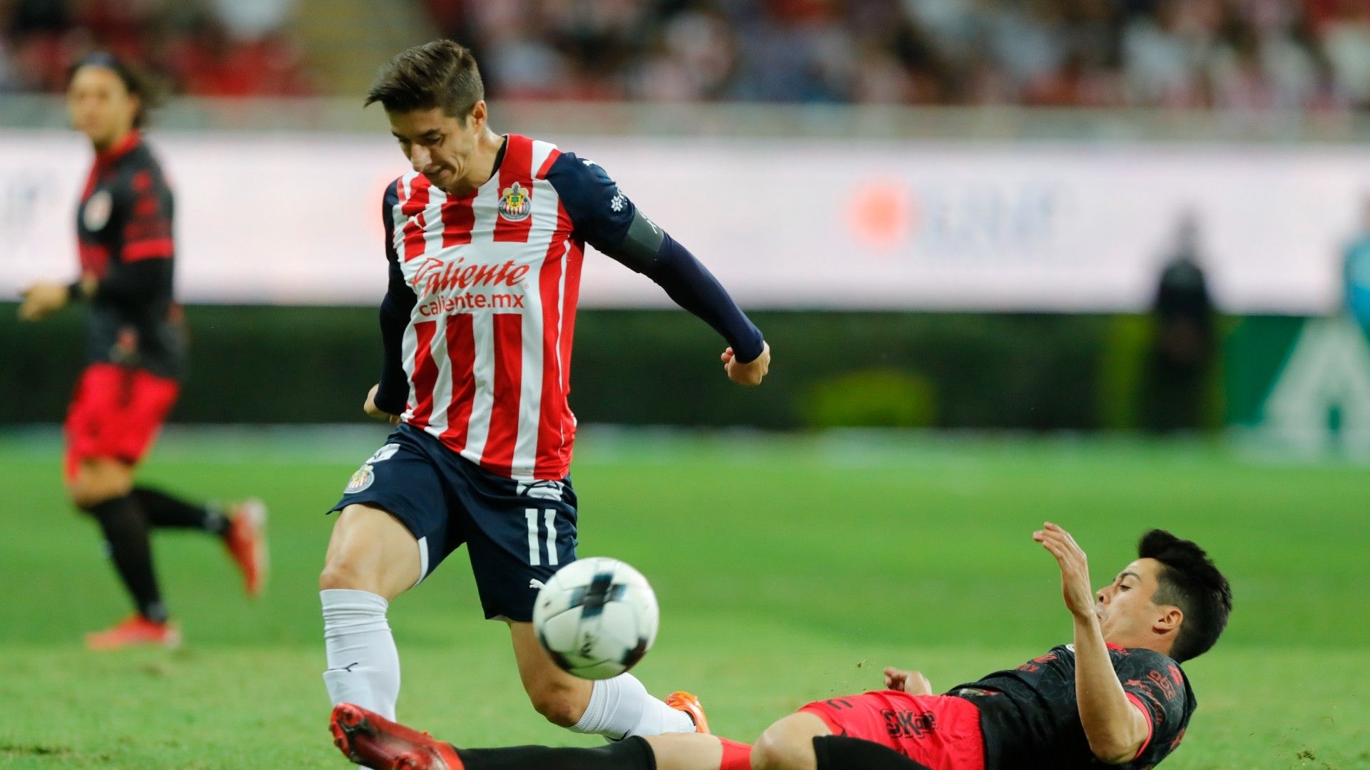 Isaac Brizuela Chivas Xolos Clausura 2022