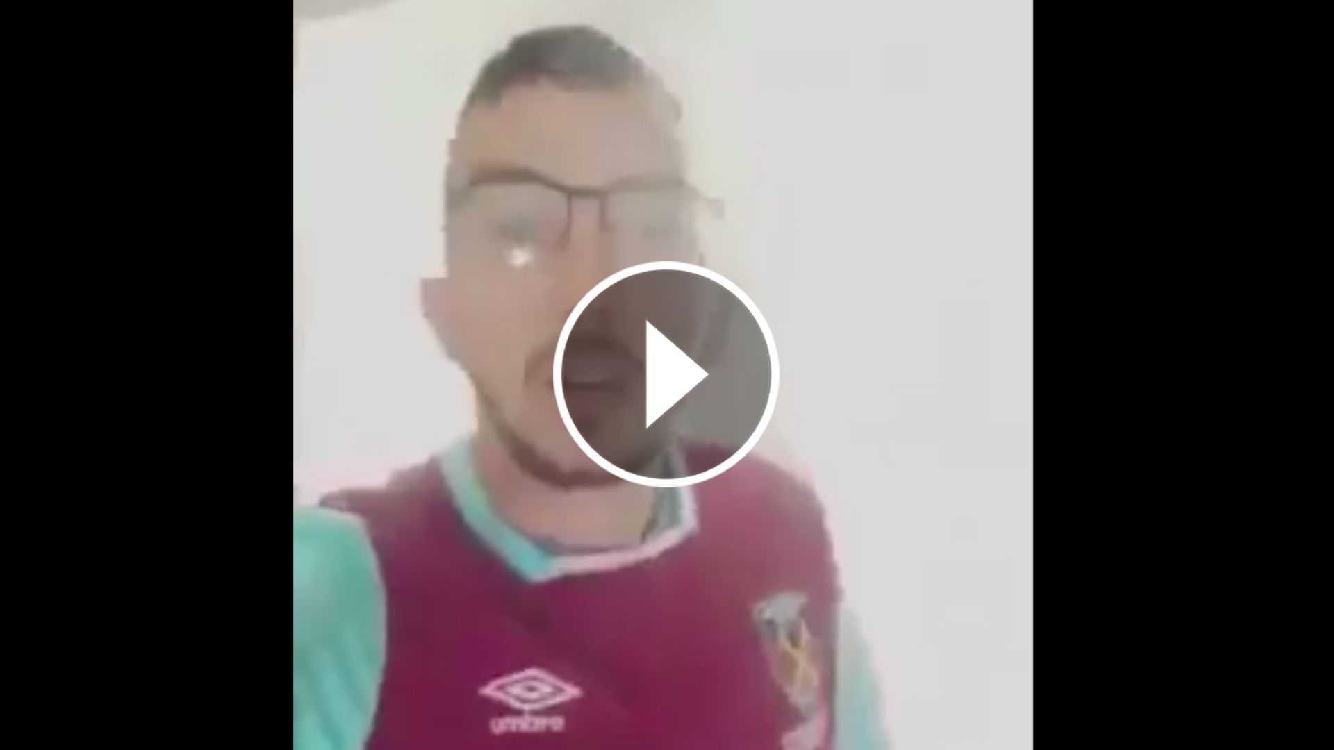 Chicharito fans West Ham