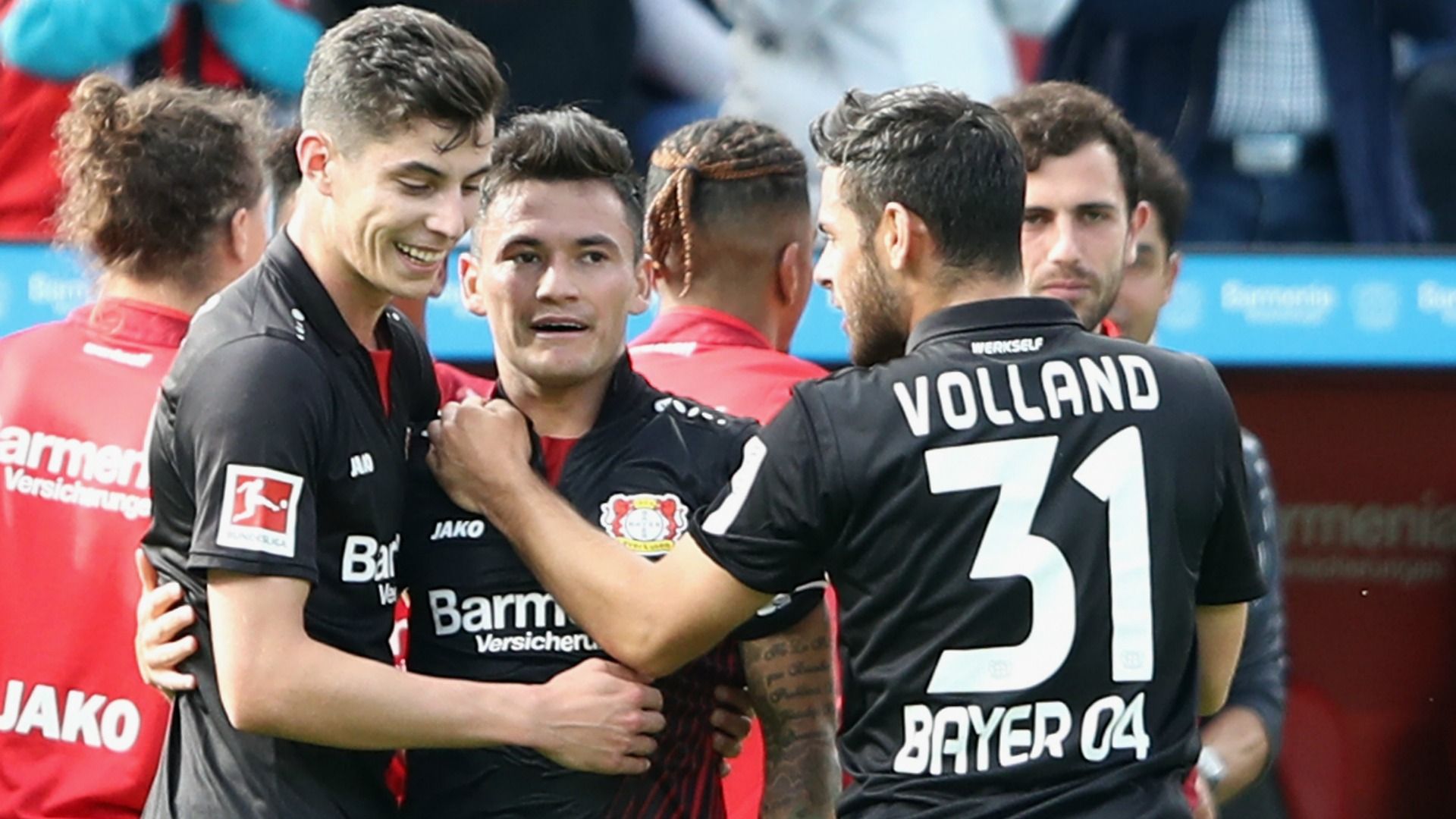 170917 Charles Aránguiz Kai Havertz Kevin Volland Bayer Leverkusen Freiburg