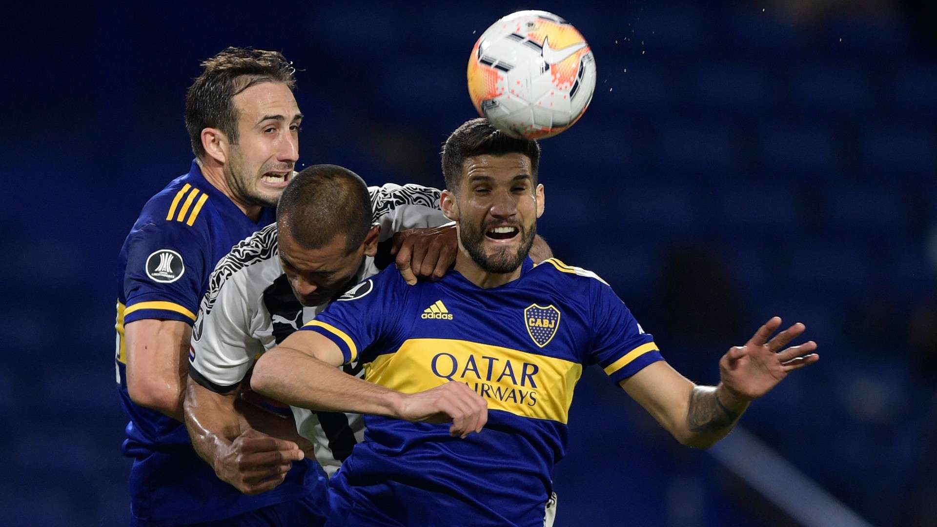 Carlos Izquiedoz Lisandro Lopez Boca Libertad Copa Libertadores 2020
