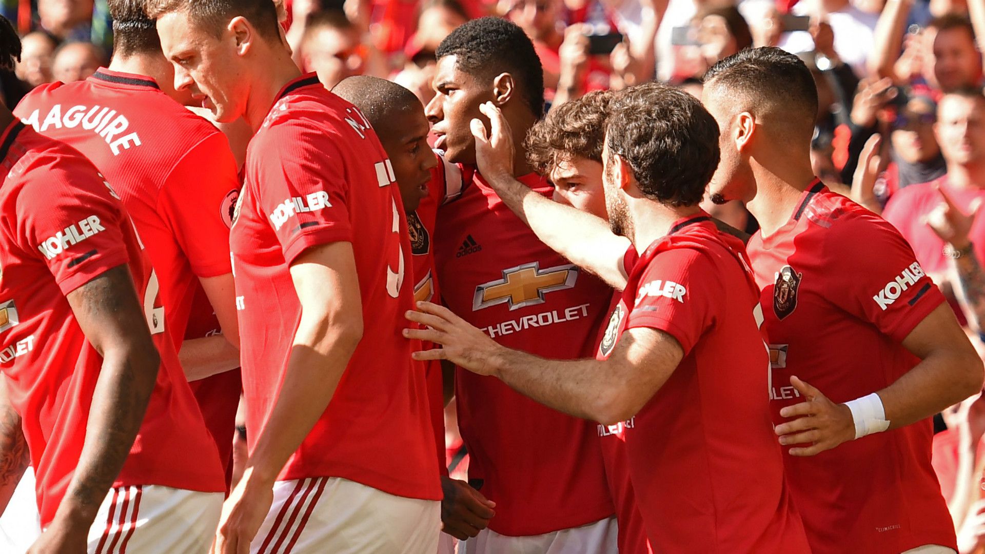 Manchester United celebrate 2019-20