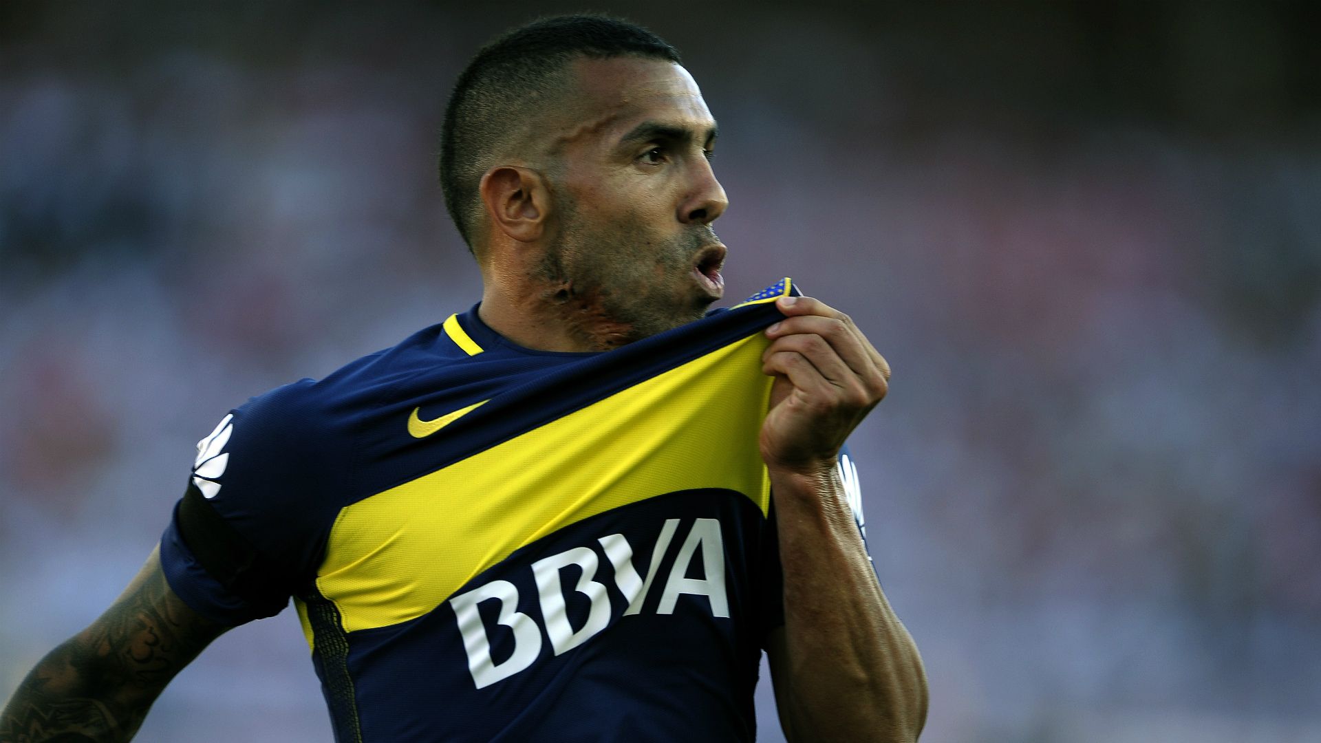 Tevez - Cropped