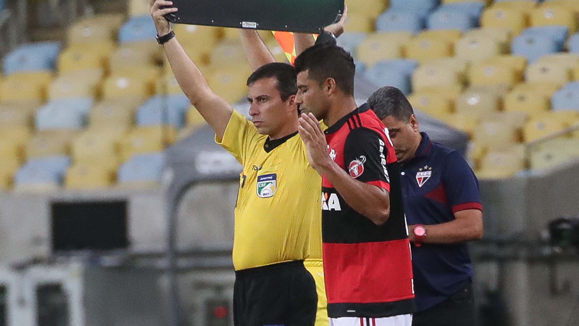 Ederson Flamengo Atletico-GO Copa do Brasil 10052017