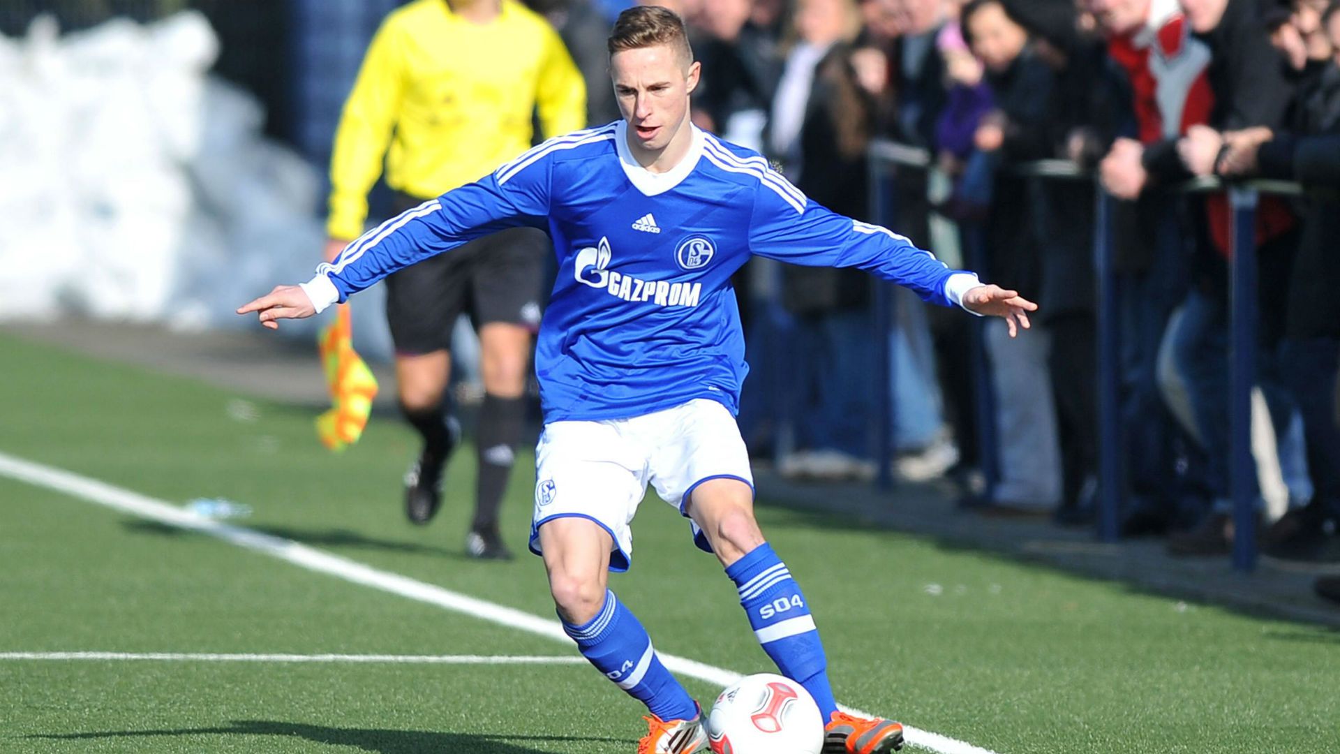 GERMANY ONLY Maurice Neubauer Schalke 04 U17