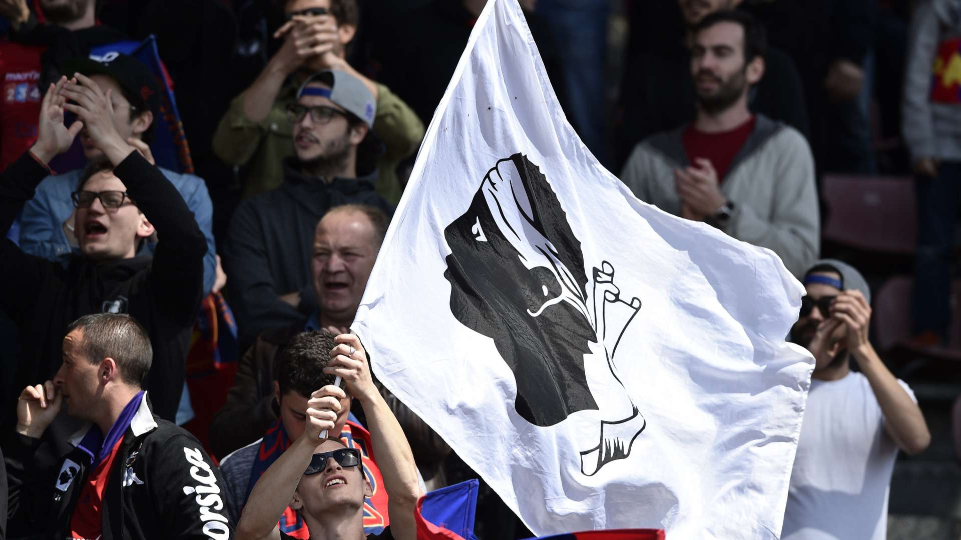 Drapeau corse Créteil-Gazélec Ajaccio