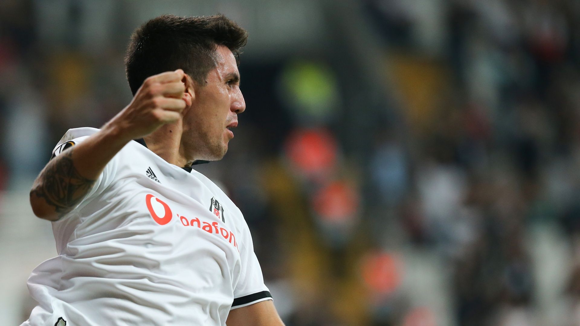 Enzo Roco Besiktas 9202018