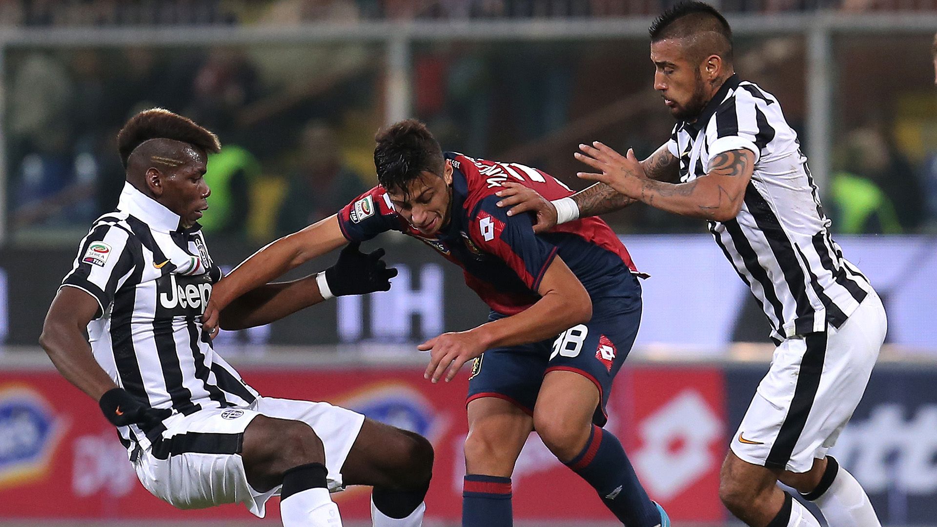 Pogba Mandragora Vidal Genoa Juventus Serie A