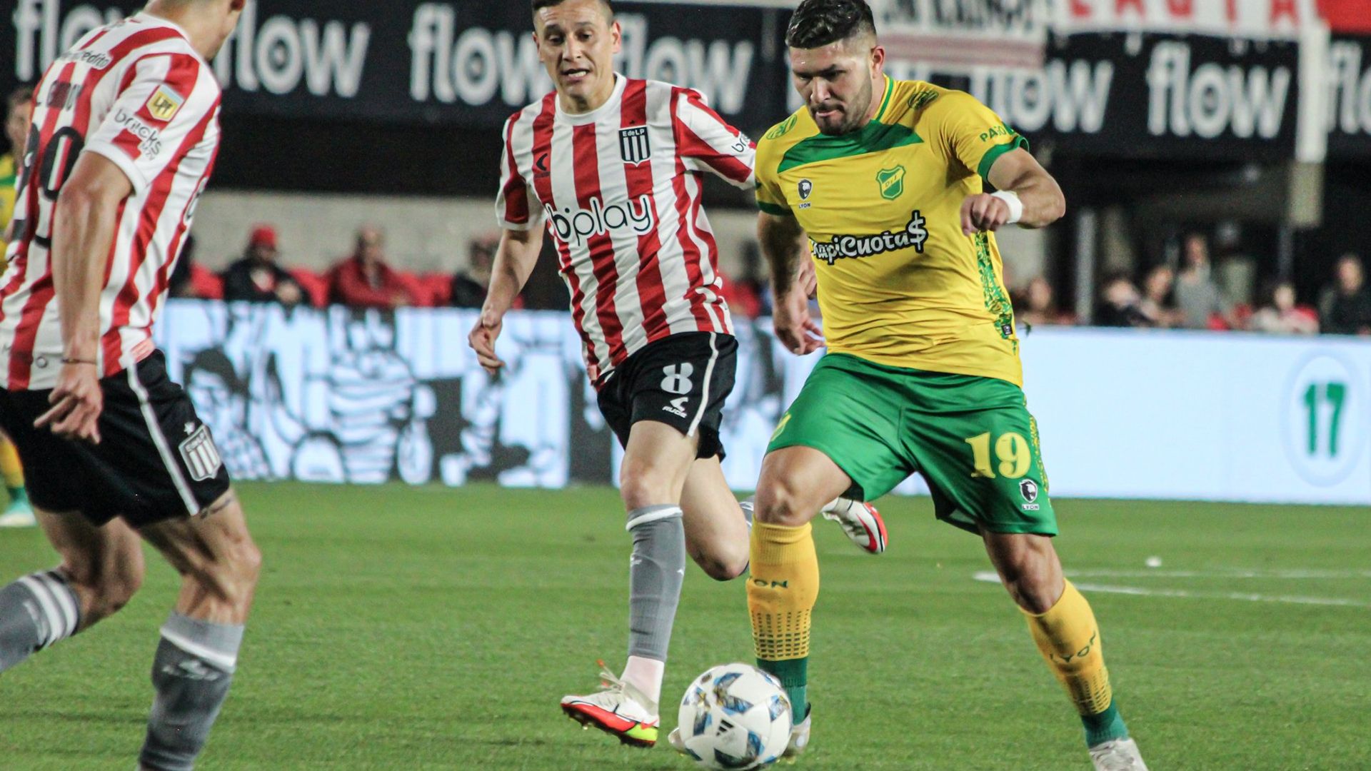 David Barbona Defensa y Justicia Estudiantes Copa Liga Profesional 2023