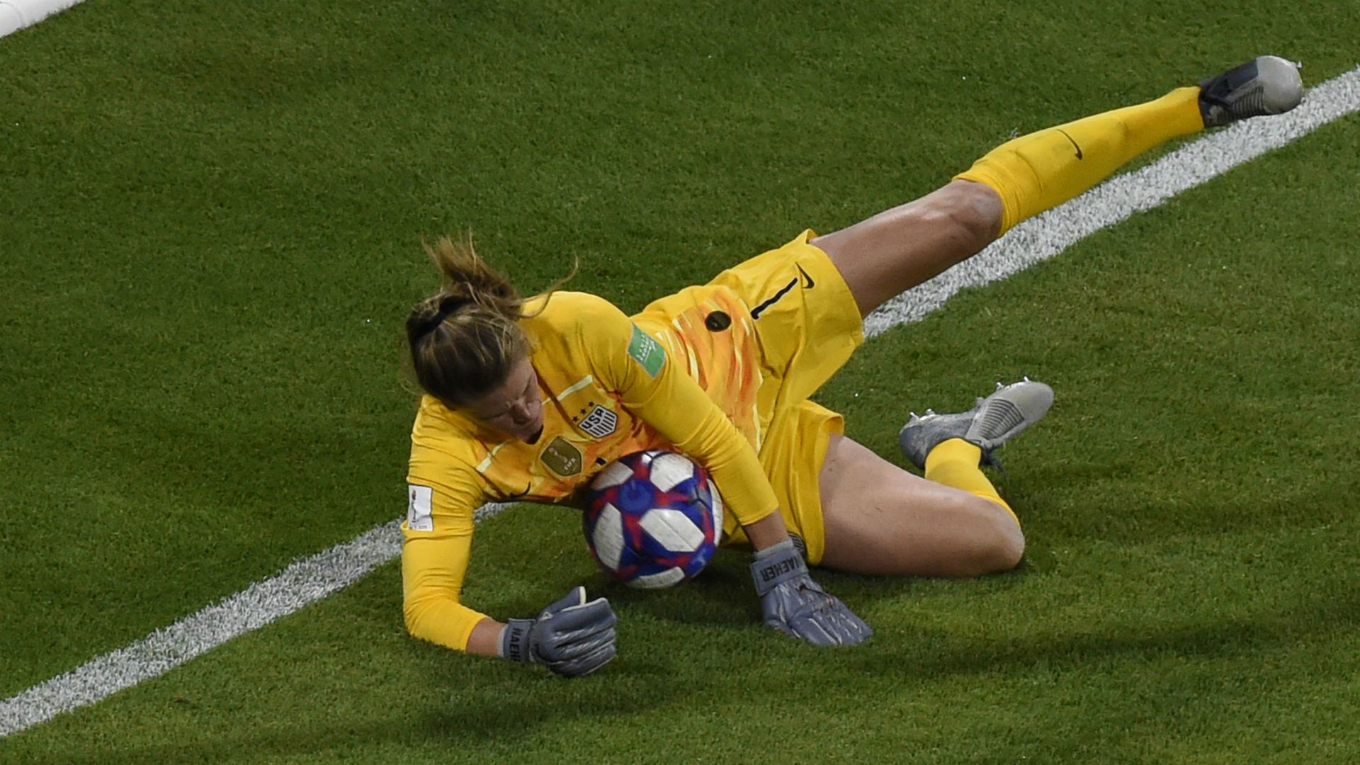 Alyssa Naeher USWNT USA England Women's World Cup 2019