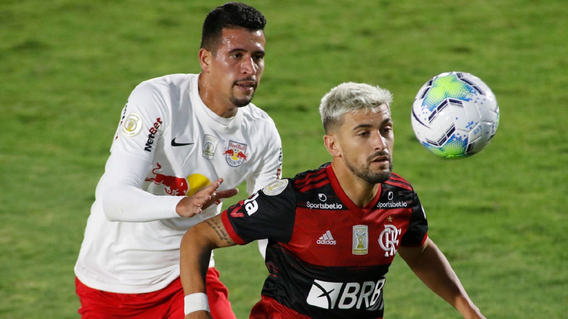 Ryller RB Bragantino Arrascaeta Flamengo