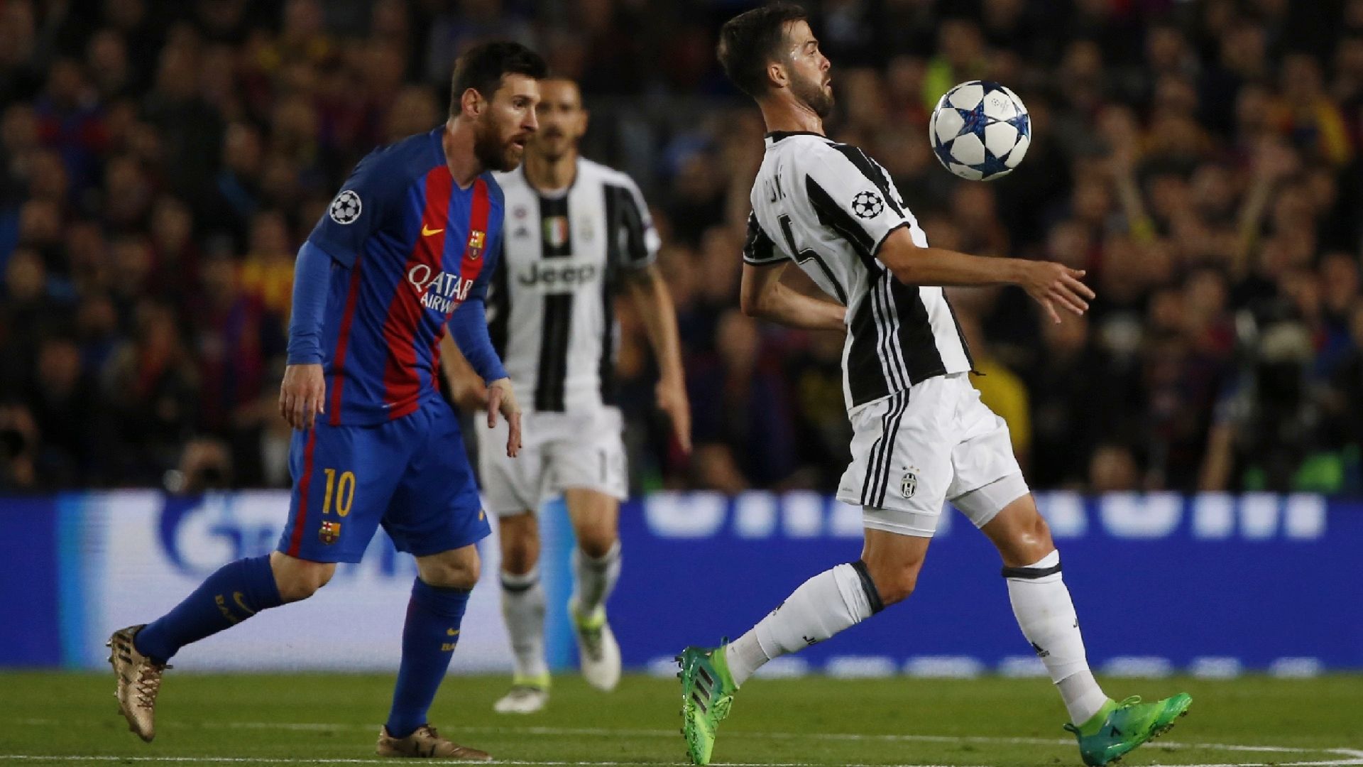 Lionel Messi Miralem Pjanic Barcelona Juventus UCL 19042017