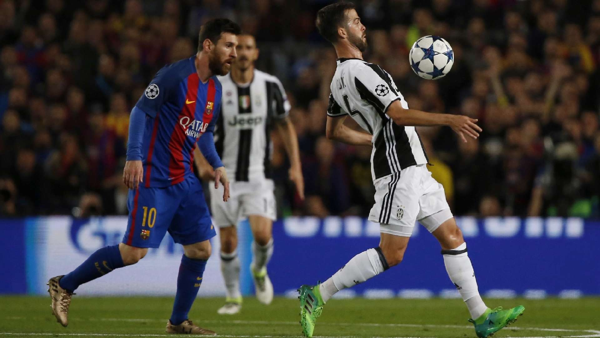 Lionel Messi Miralem Pjanic Barcelona Juventus UCL 19042017