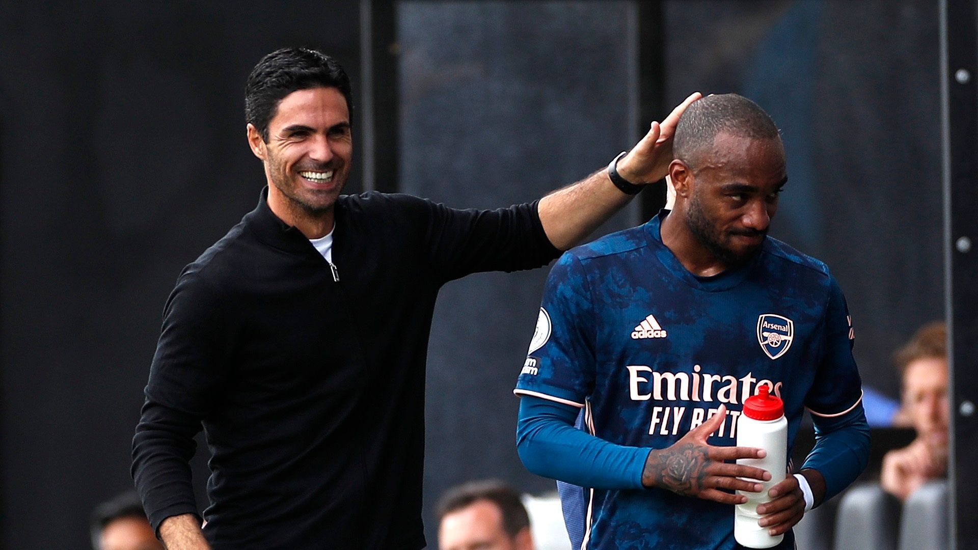 Mikel Arteta Alexandre Lacazette Arsenal 2020-21