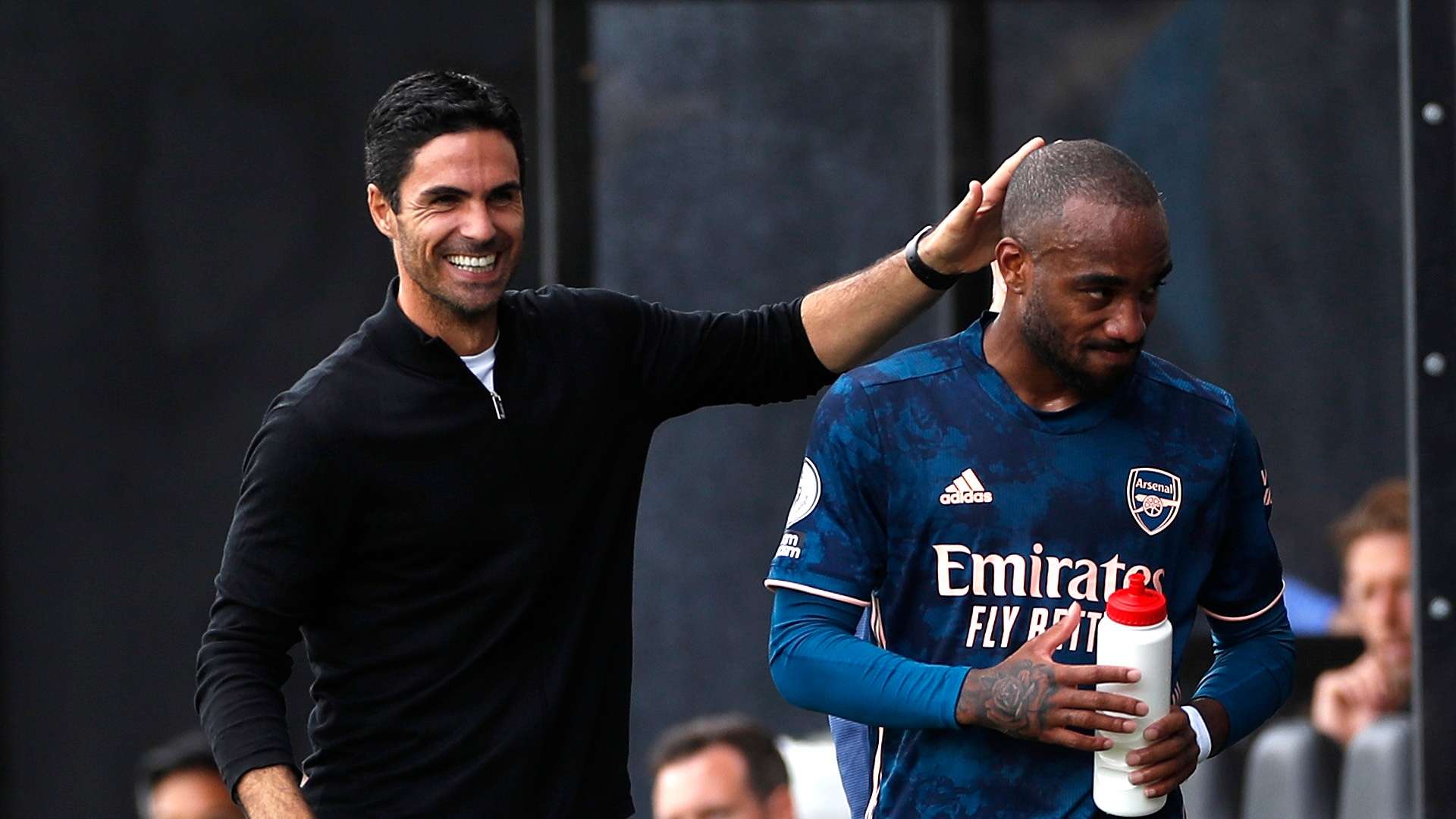 Mikel Arteta Alexandre Lacazette Arsenal 2020-21