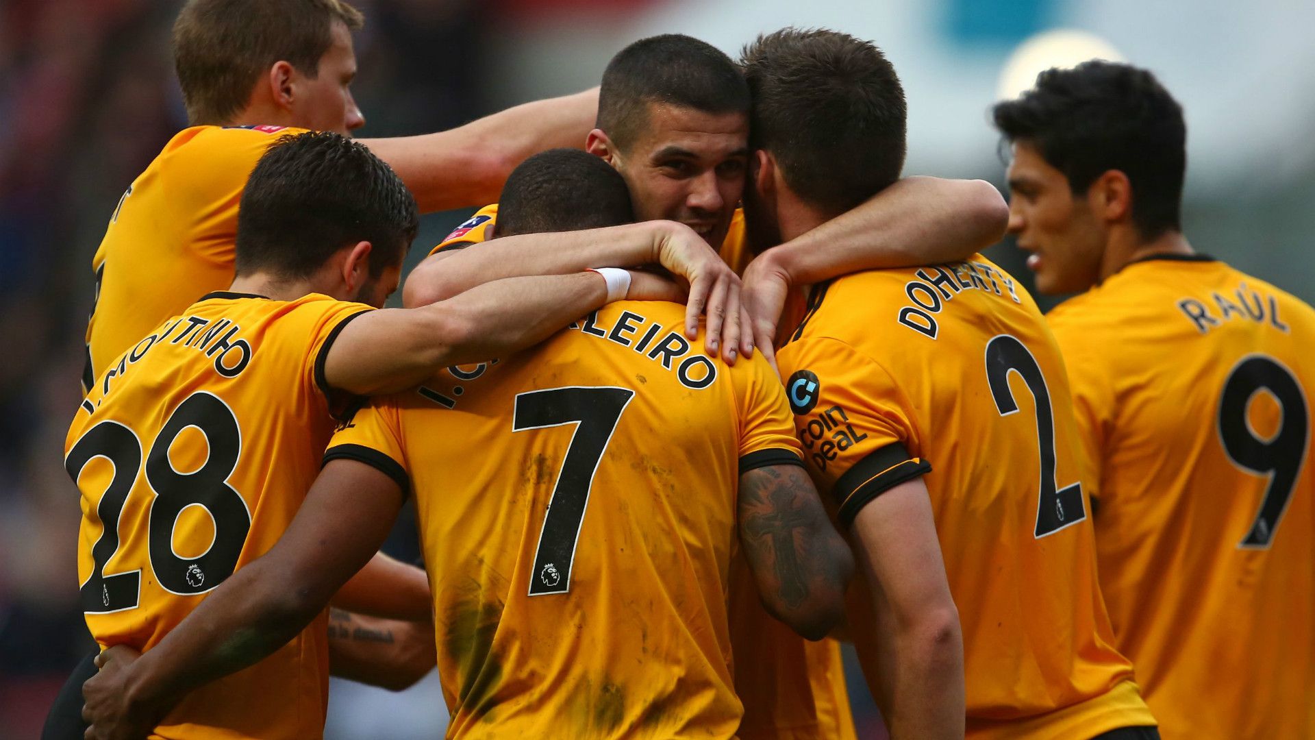 Wolves celebrate 2018-19
