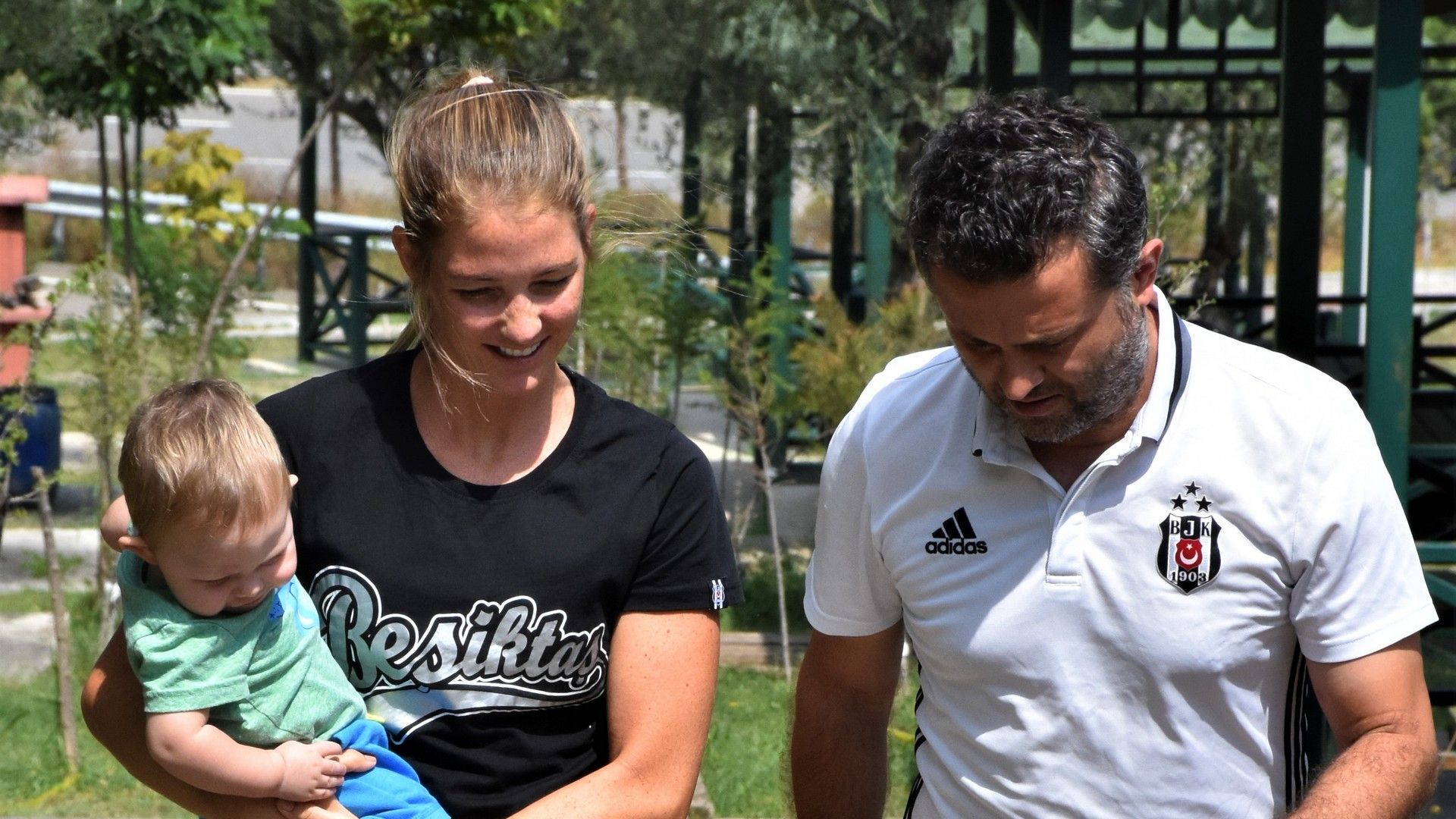 Jessica O'Rourke carmikli