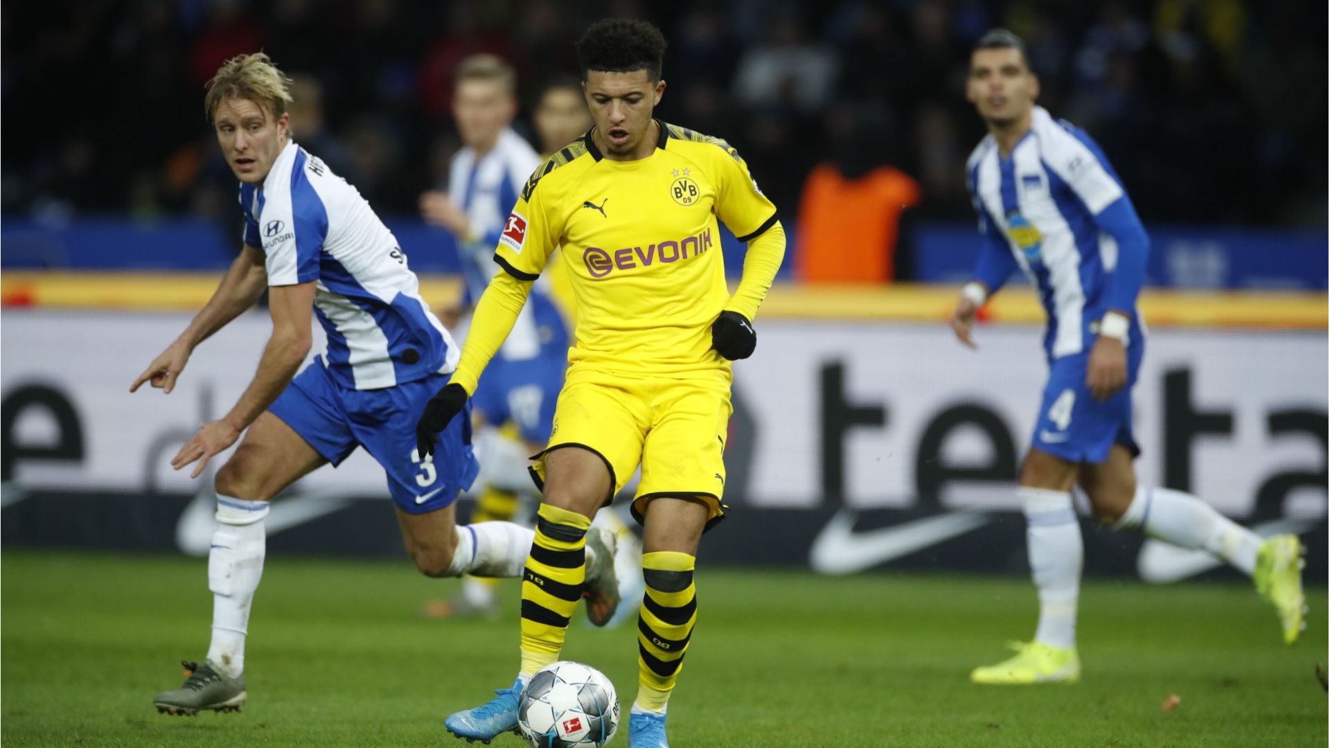 Jadon Sancho Borussia Dortmund 2019-20