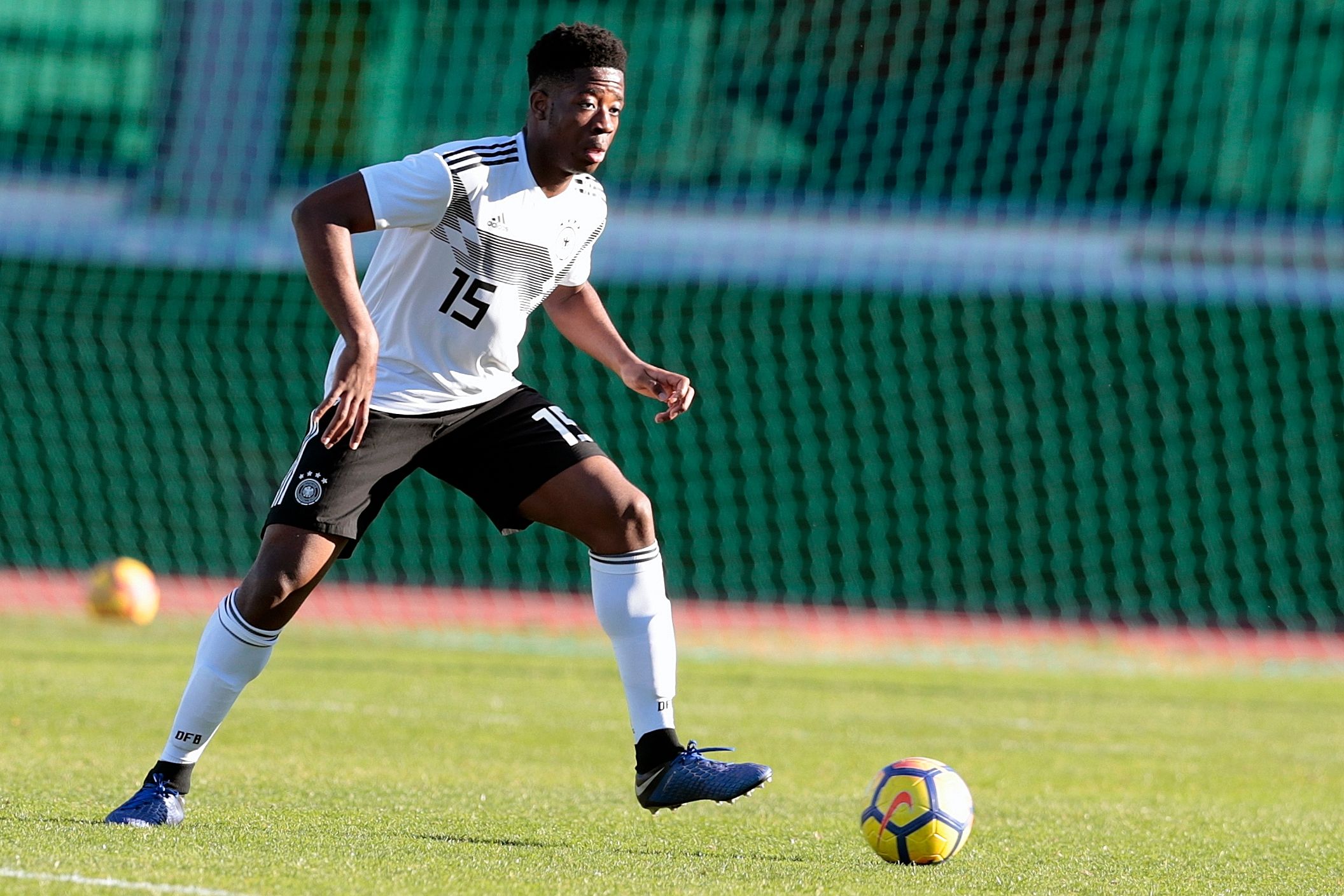 Bright Akwo Arrey-Mbi DFB U16