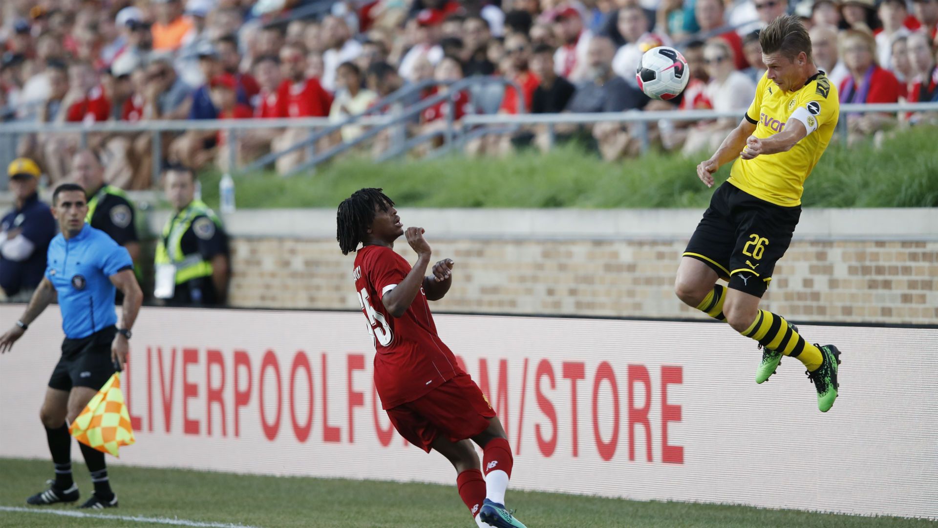 Lukasz Piszczek Borussia Dortmund FC Liverpool