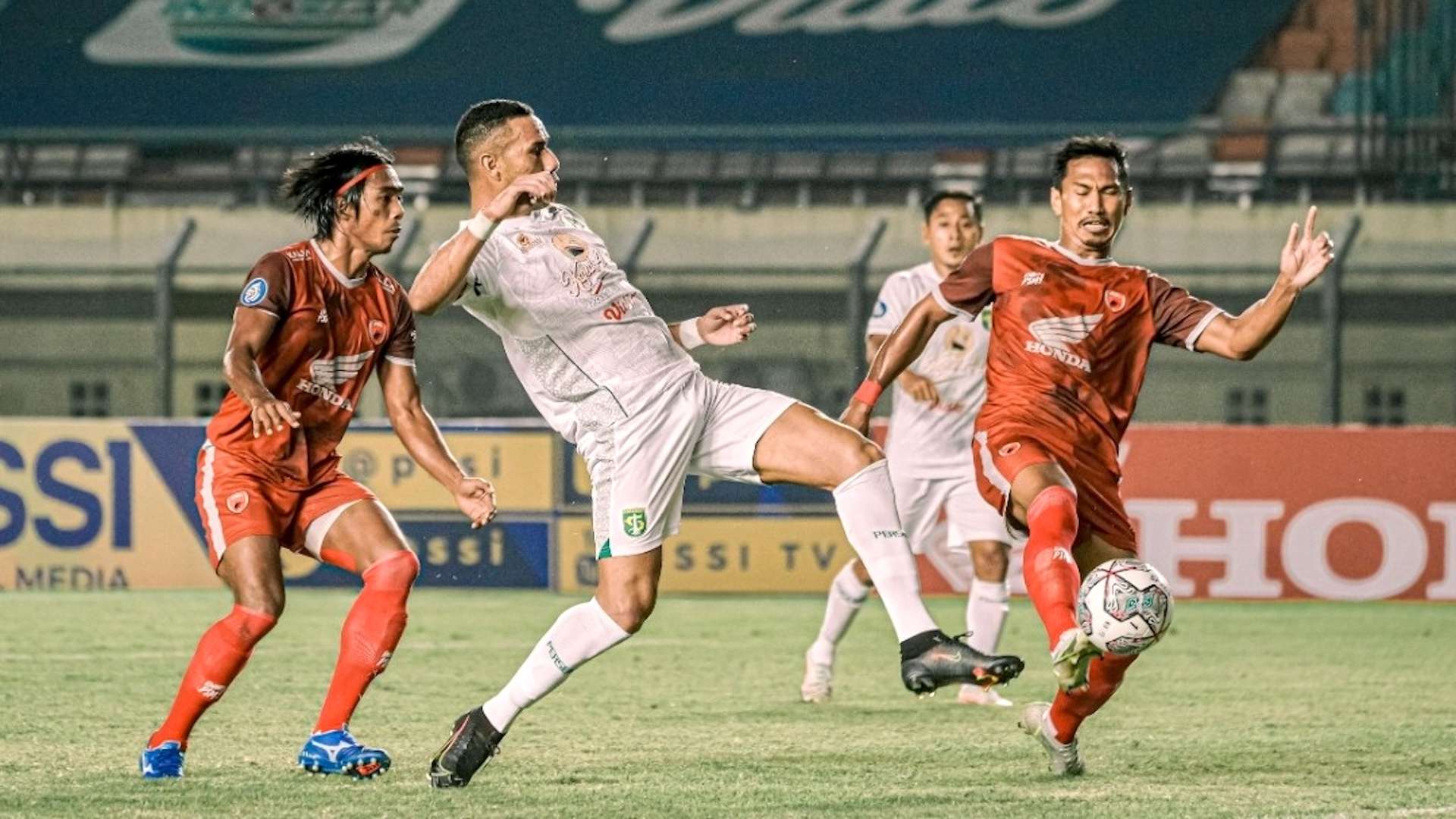 Jose Wilkson - Persebaya v PSM